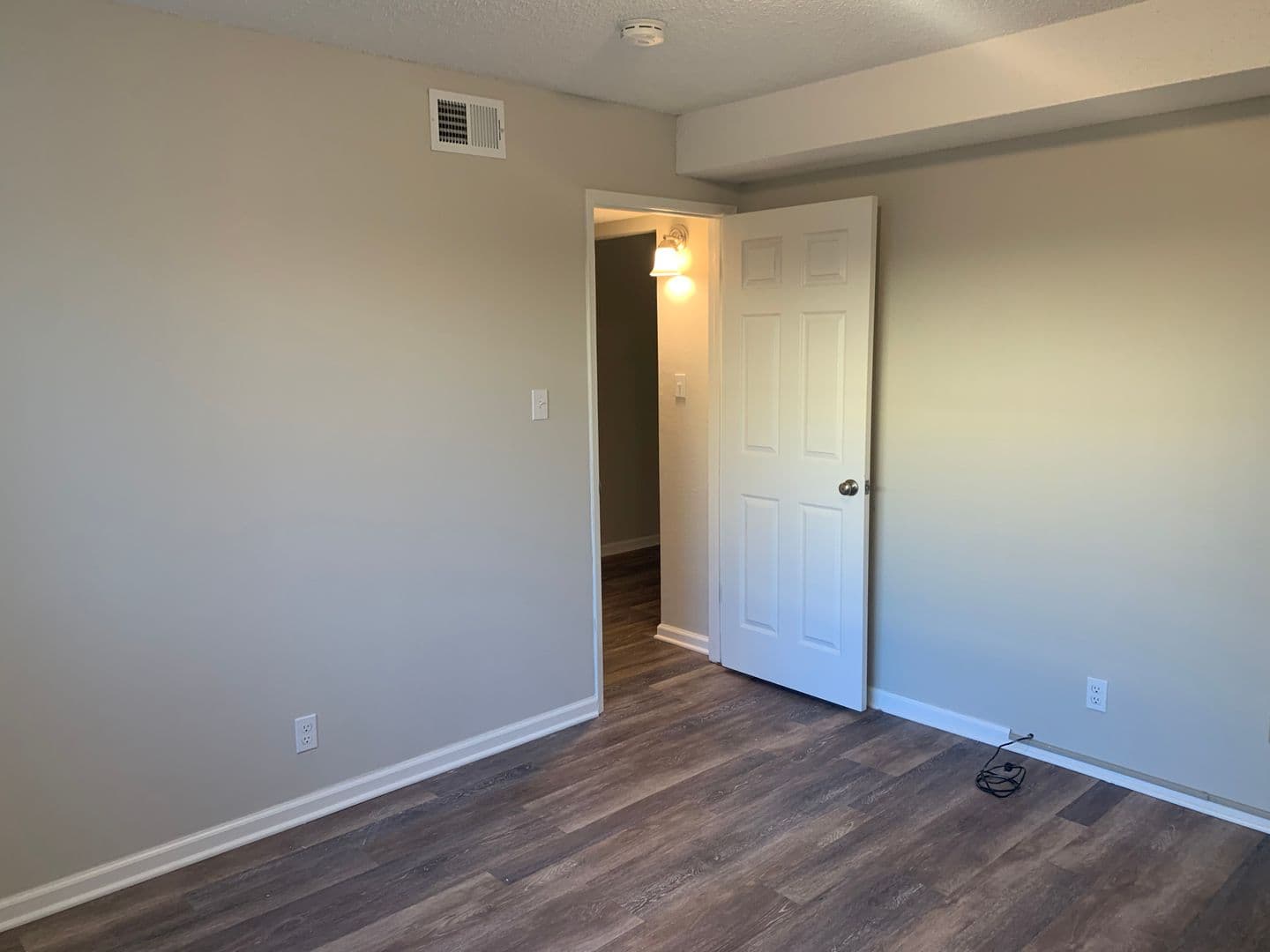 Concord Condo: 1651 Detroit Ave Unit 113