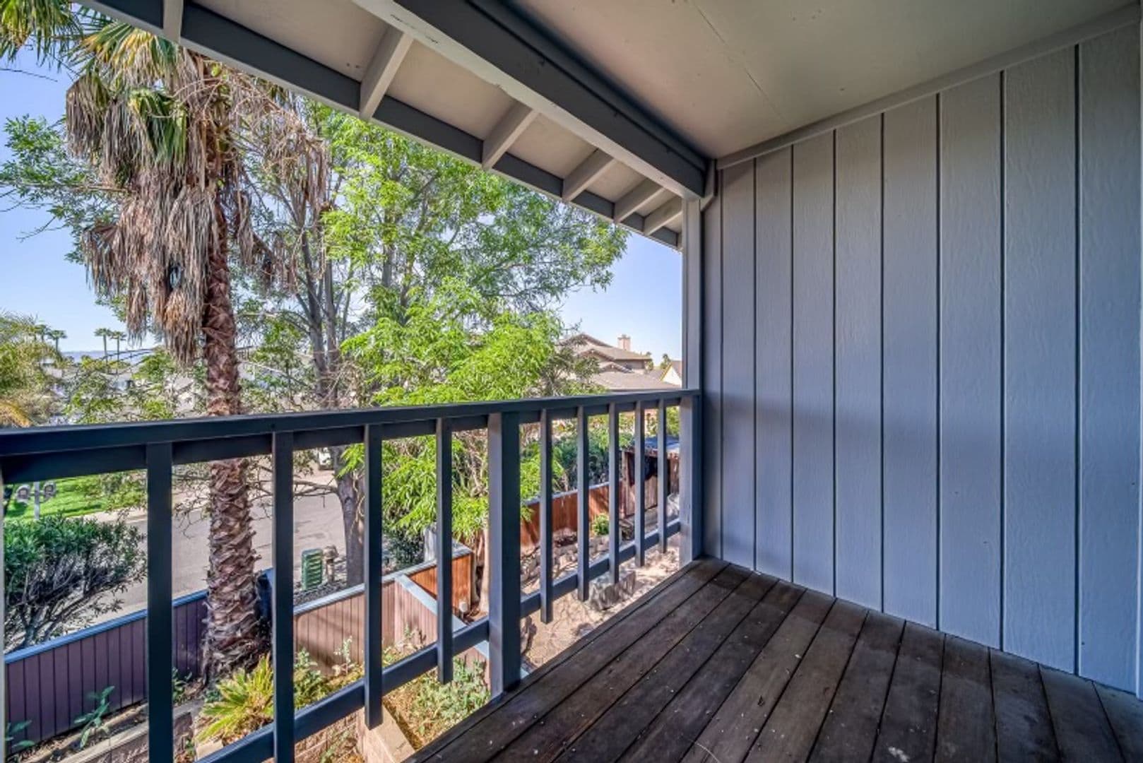 Discovery Bay Townhome: 905 Lido Circle