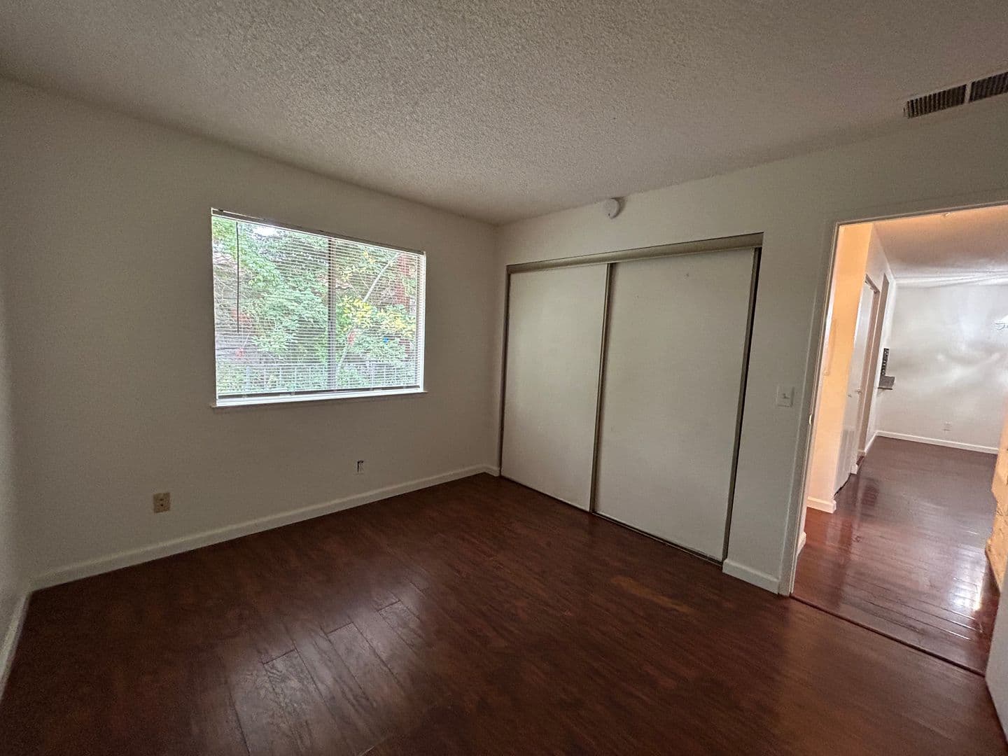 Concord Condo: 1520 Schenone Ct #10