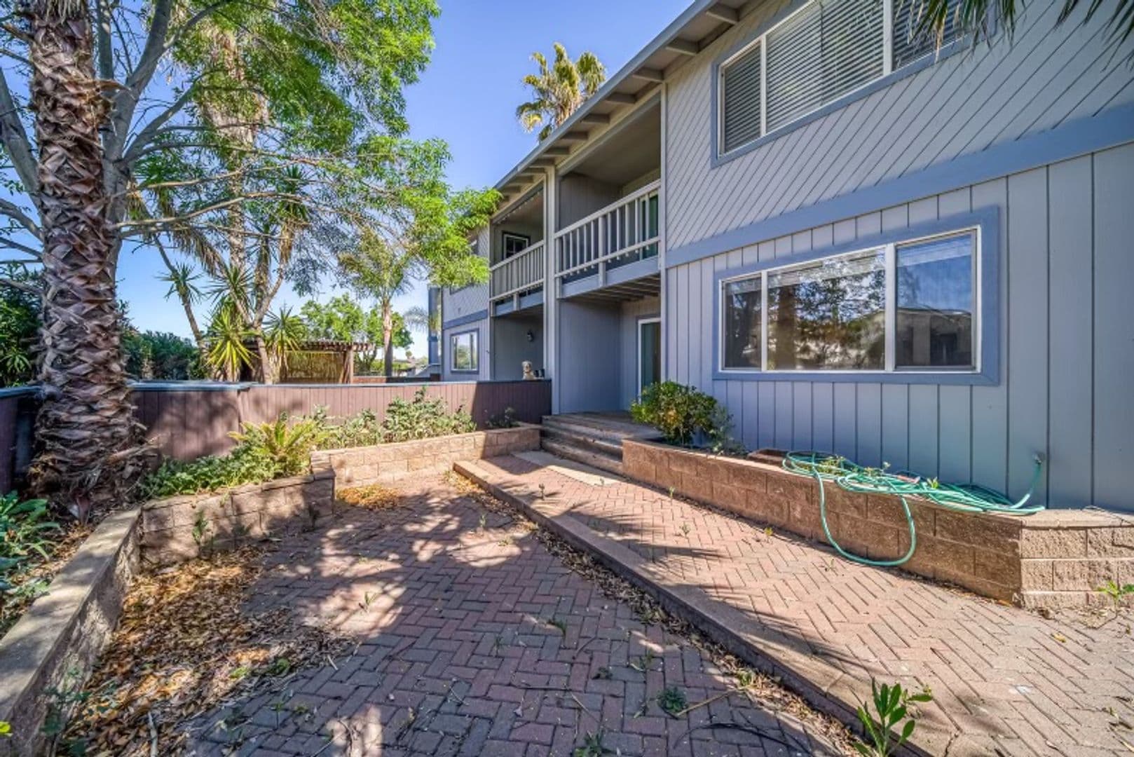 Discovery Bay Townhome: 905 Lido Circle