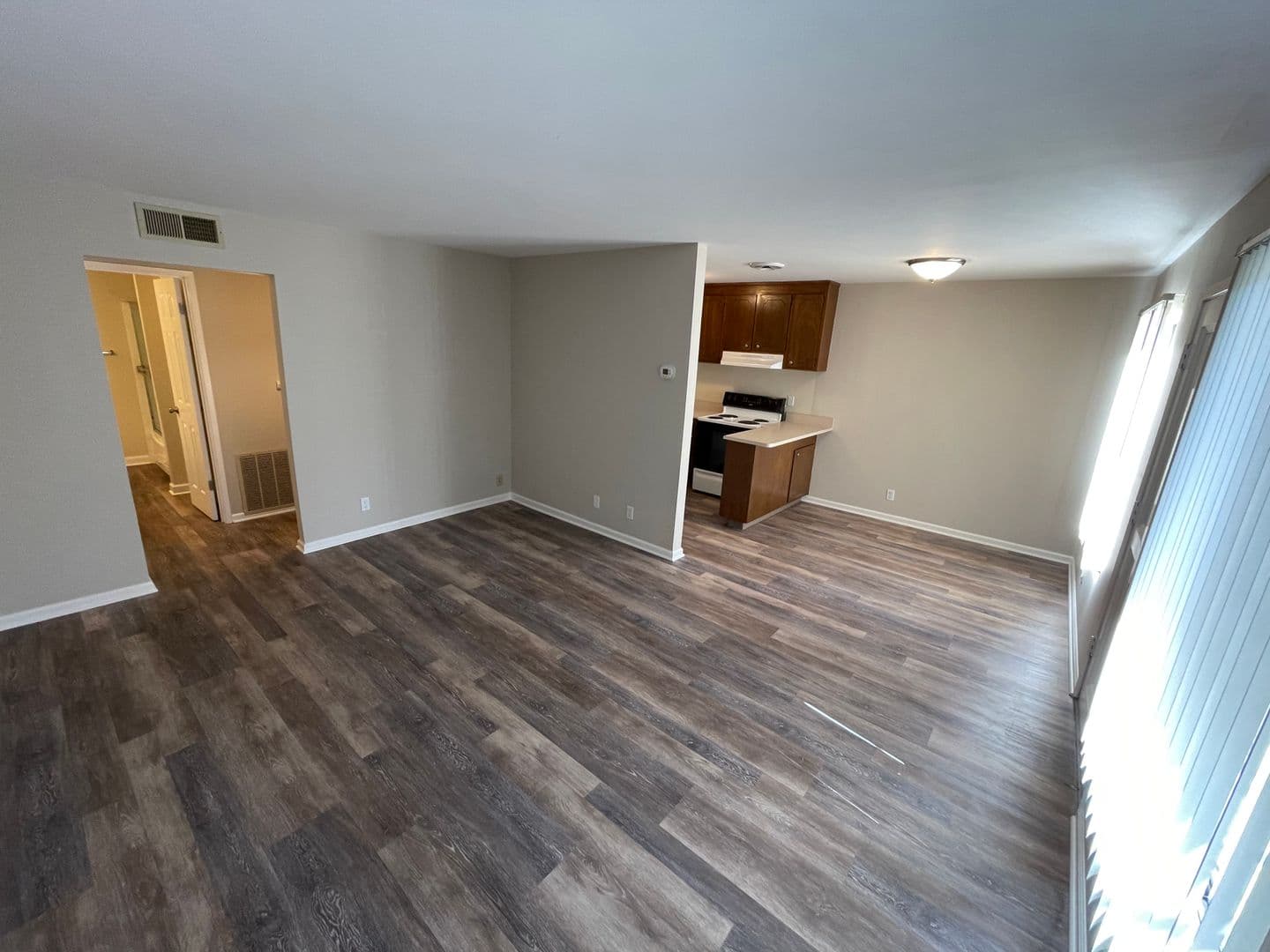 Concord Condo: 1651 Detroit Ave