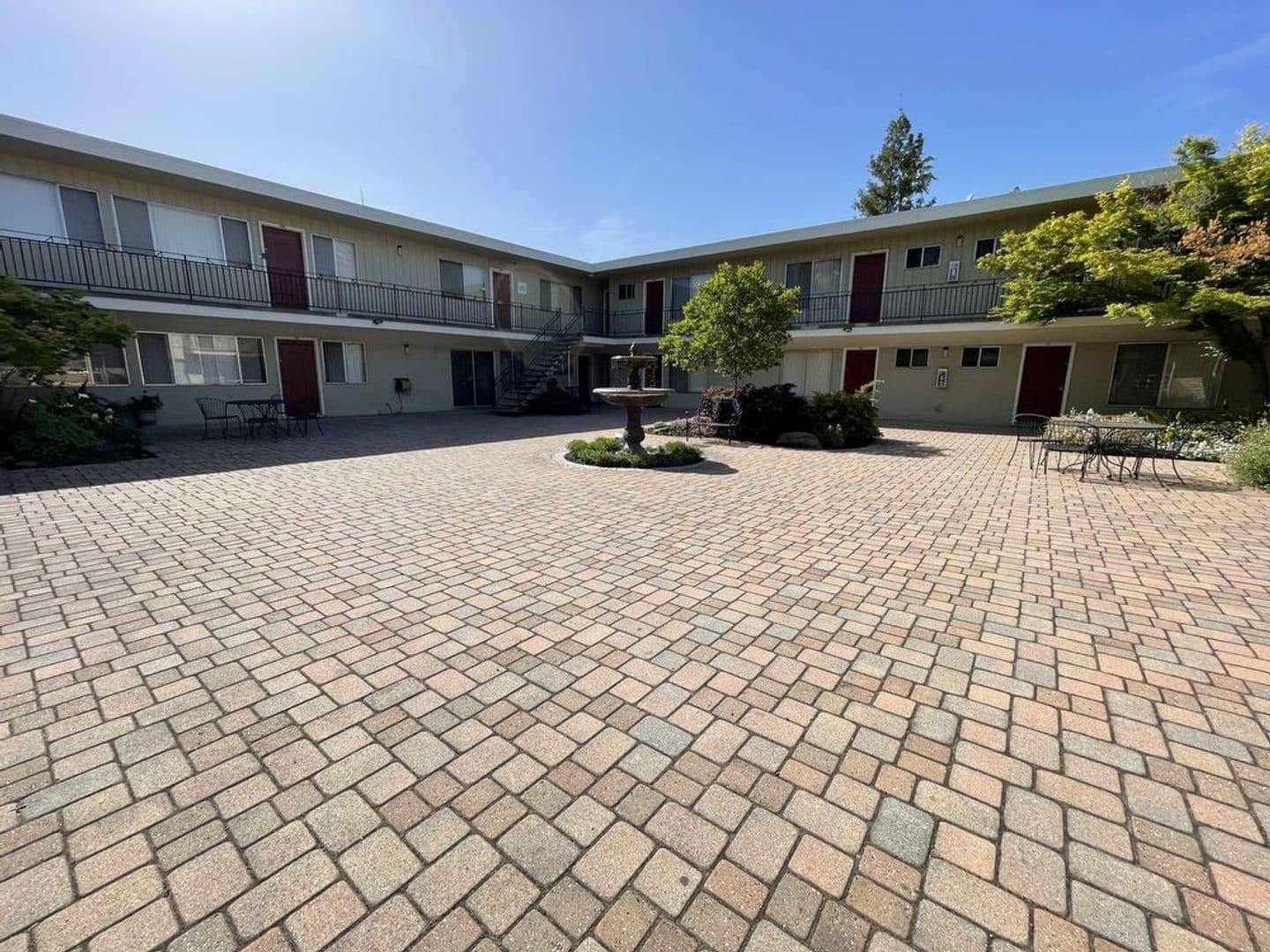 Concord Condo: 1651 Detroit Ave Unit 113