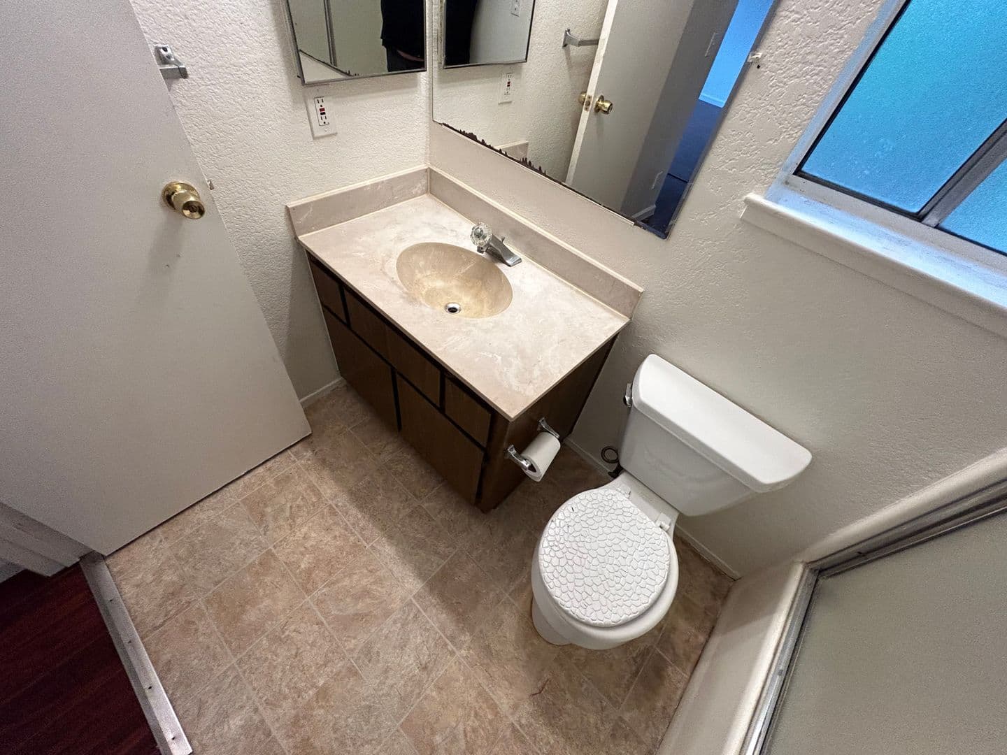 Concord Condo: 1520 Schenone Ct #10
