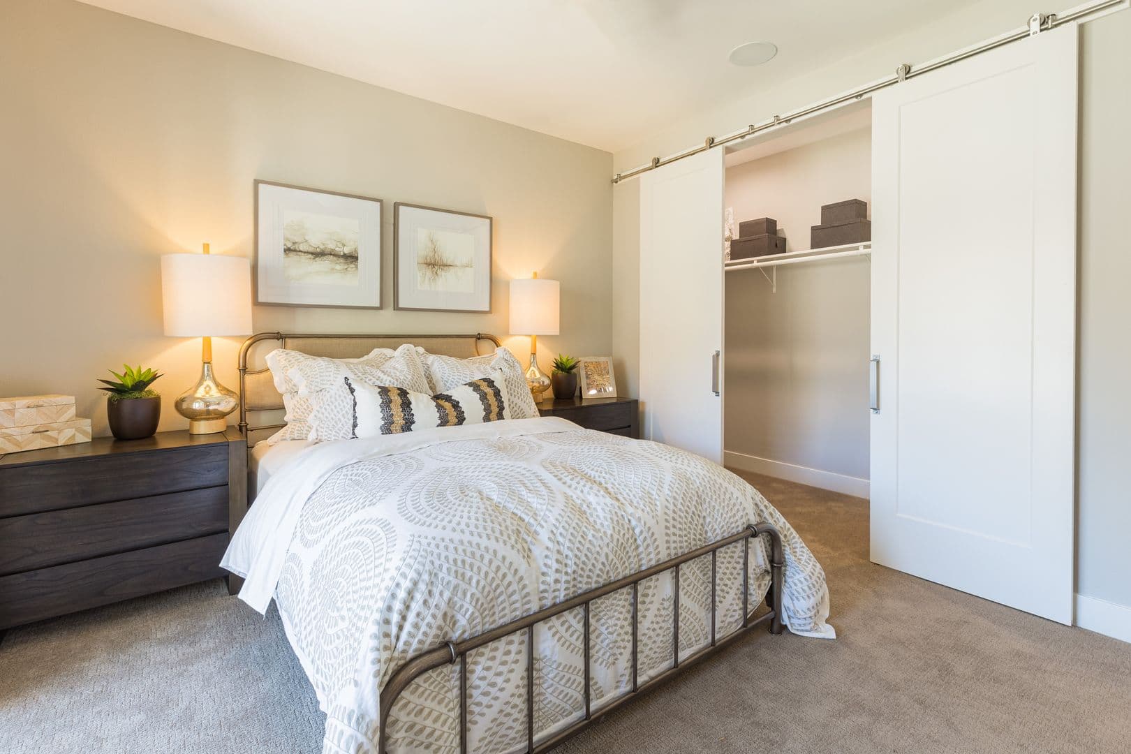 Calabasas Apartment: 4240 Las Virgenes Rd