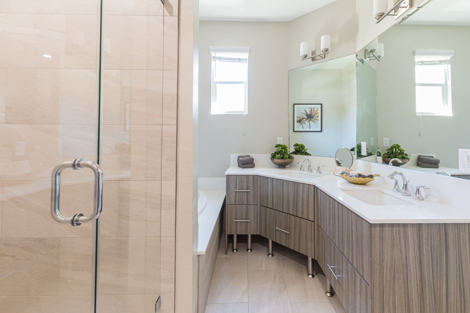 Calabasas Apartment: 4240 Las Virgenes Rd