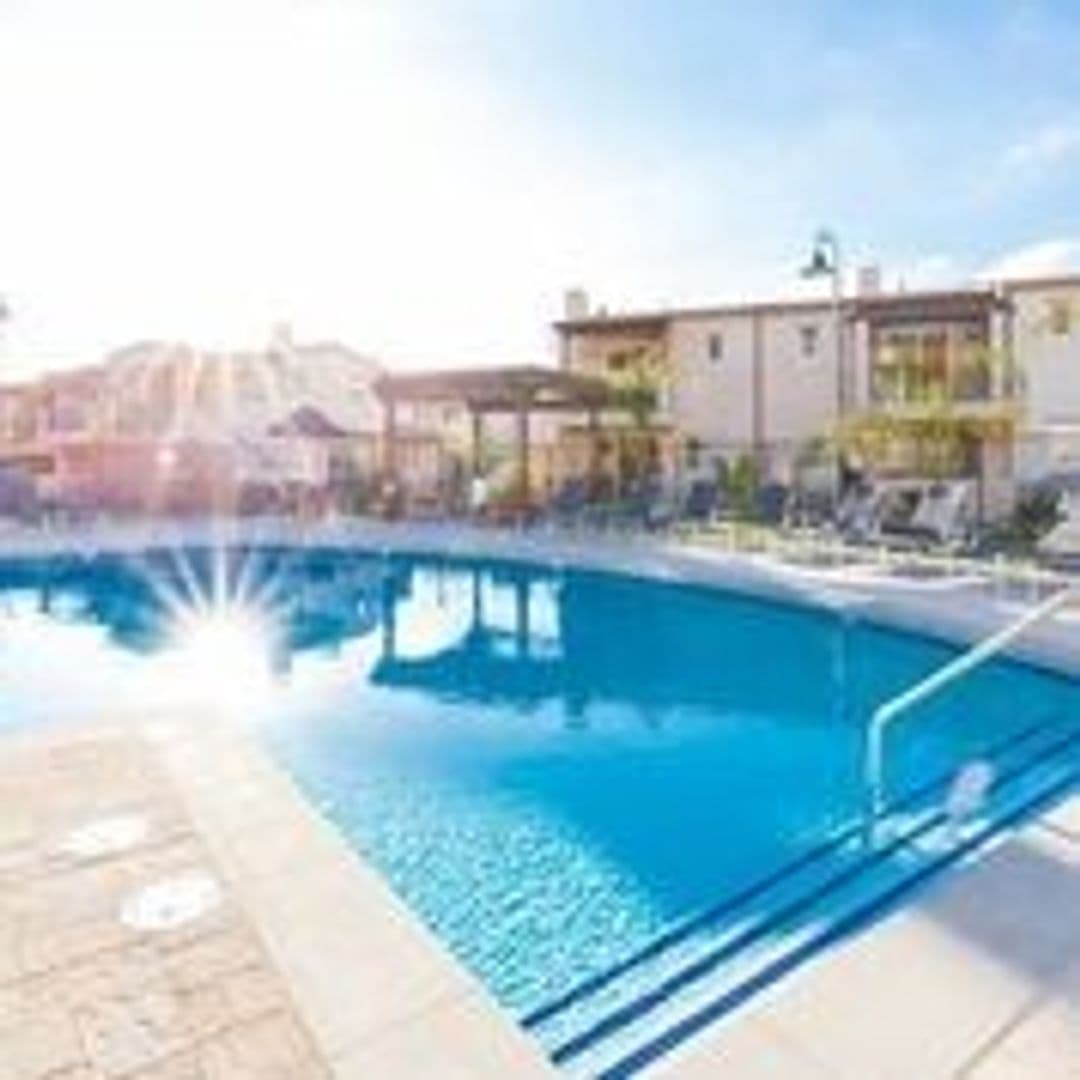 Calabasas Apartment: 4240 Las Virgenes Rd