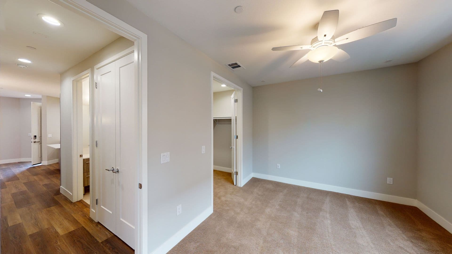 Calabasas Apartment: 4240 Las Virgenes Rd