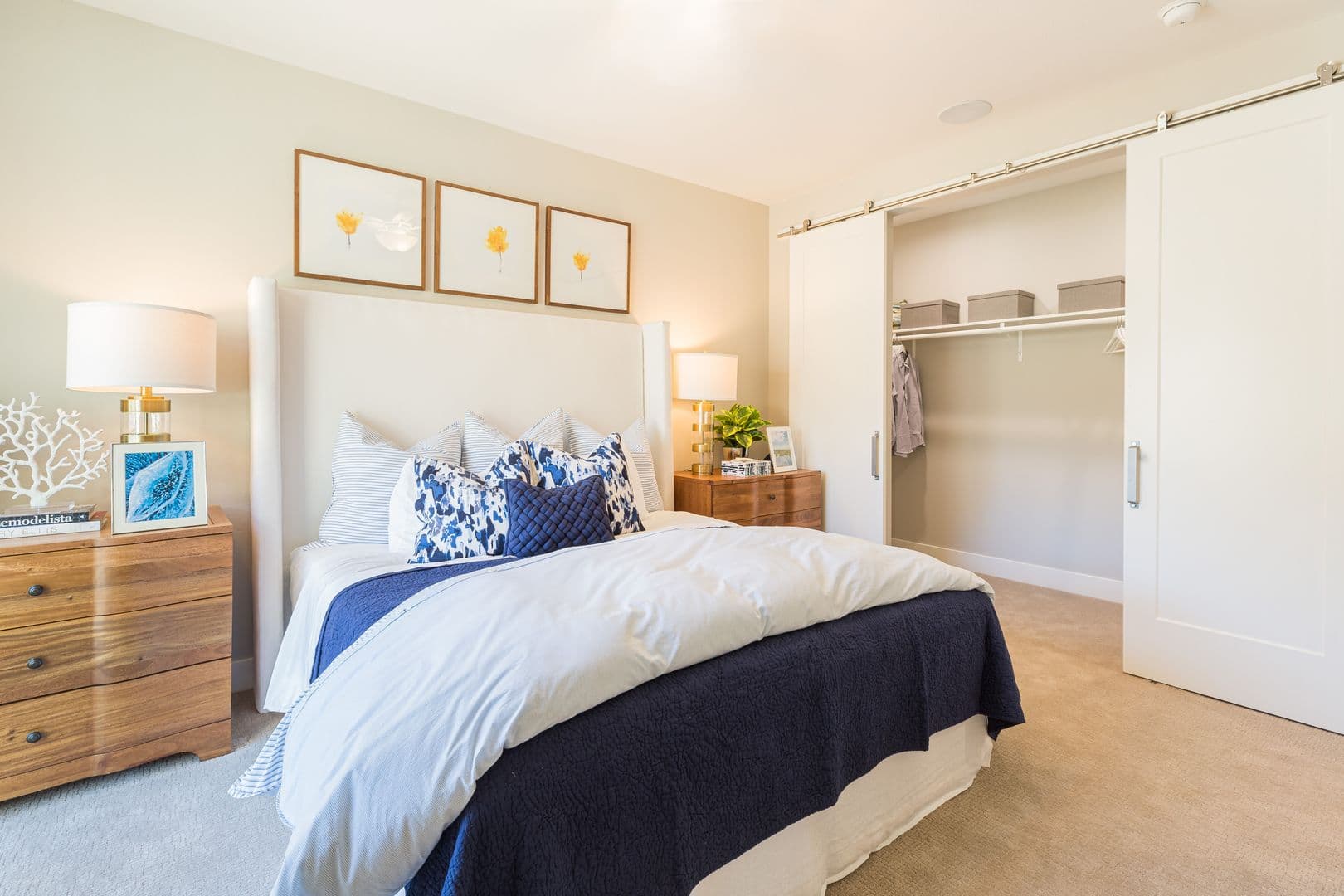 Calabasas Apartment: 4240 Las Virgenes Rd