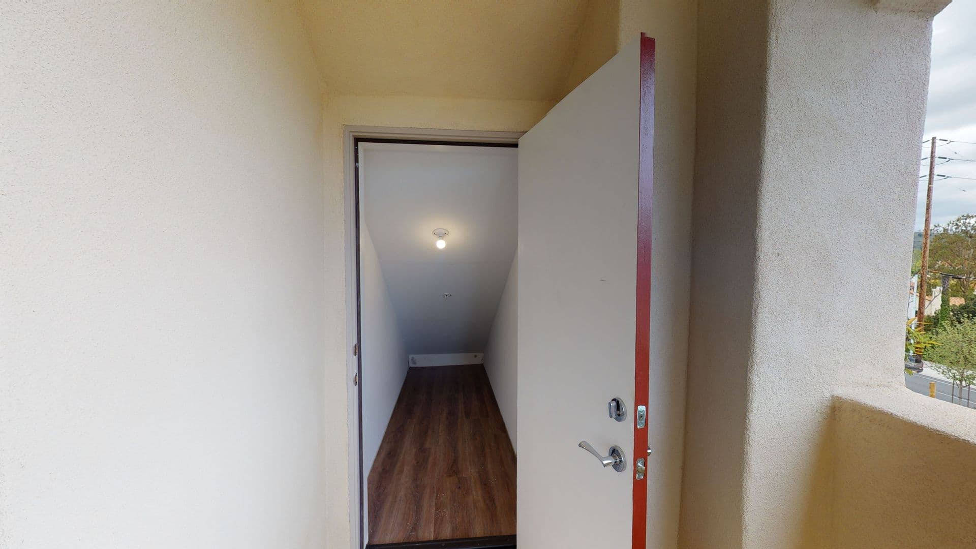 Calabasas Apartment: 4240 Las Virgenes Rd