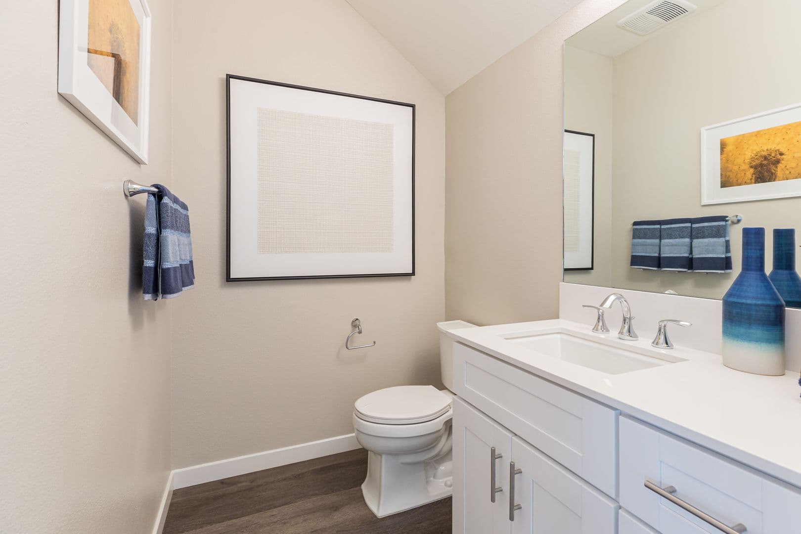 Calabasas Apartment: 4240 Las Virgenes Rd
