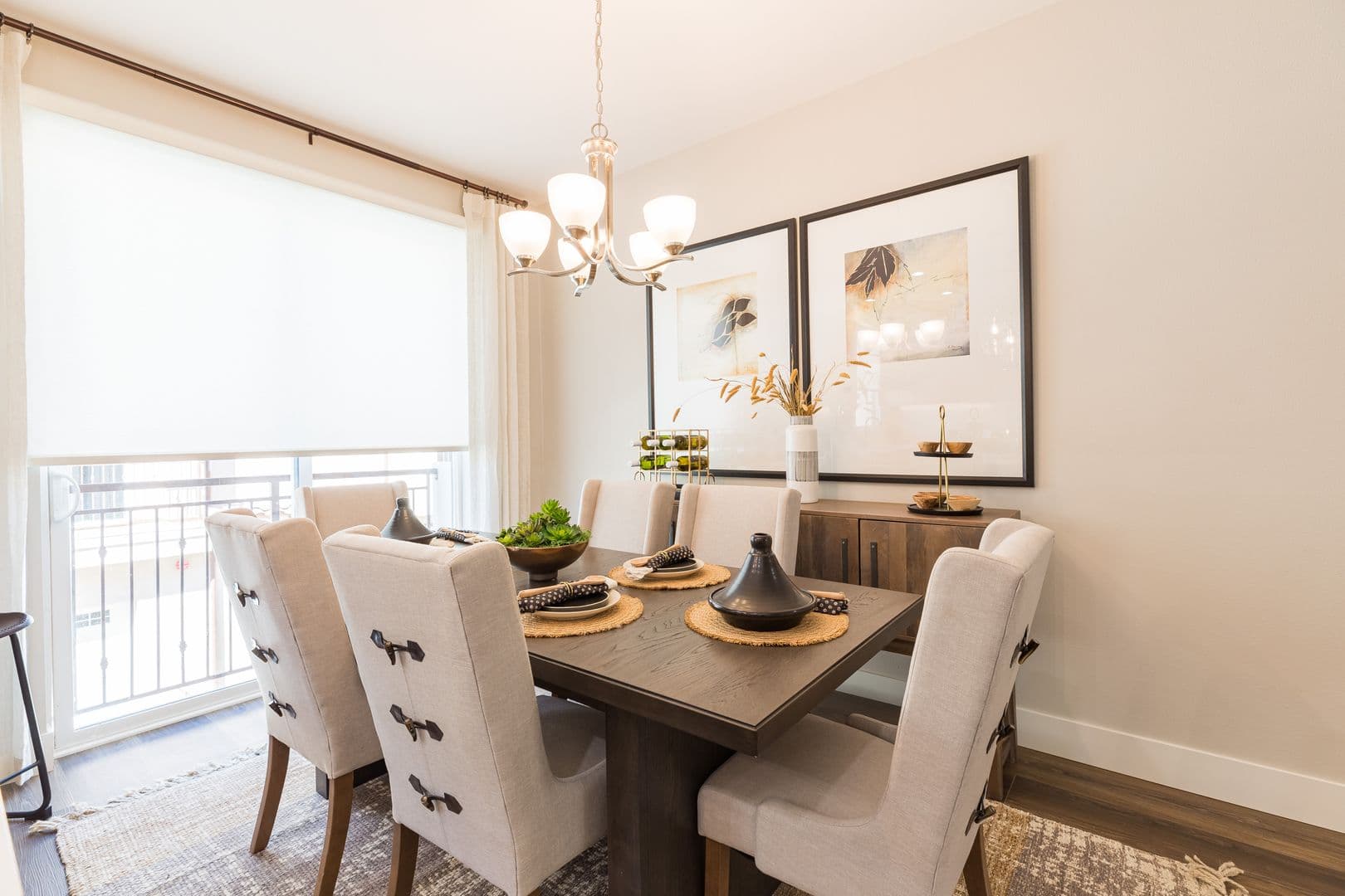 Calabasas Apartment: 4240 Las Virgenes Rd