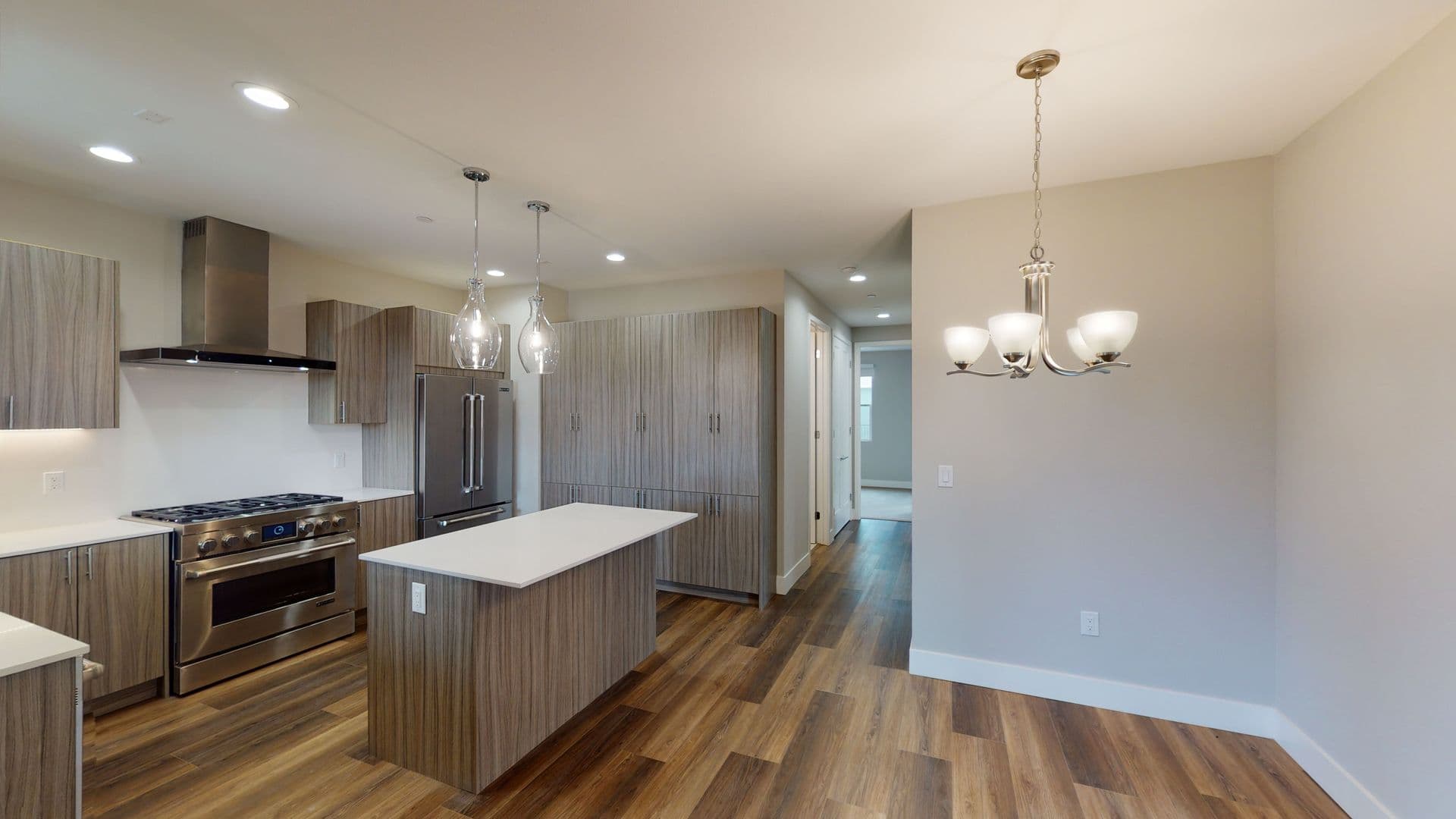 Calabasas Apartment: 4240 Las Virgenes Rd