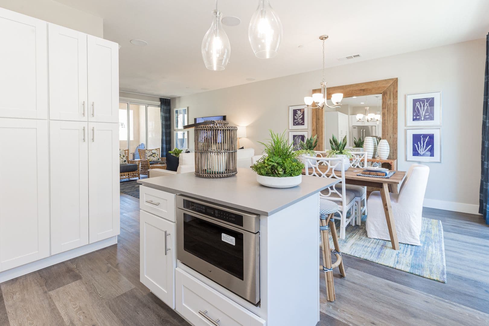 Calabasas Apartment: 4240 Las Virgenes Rd