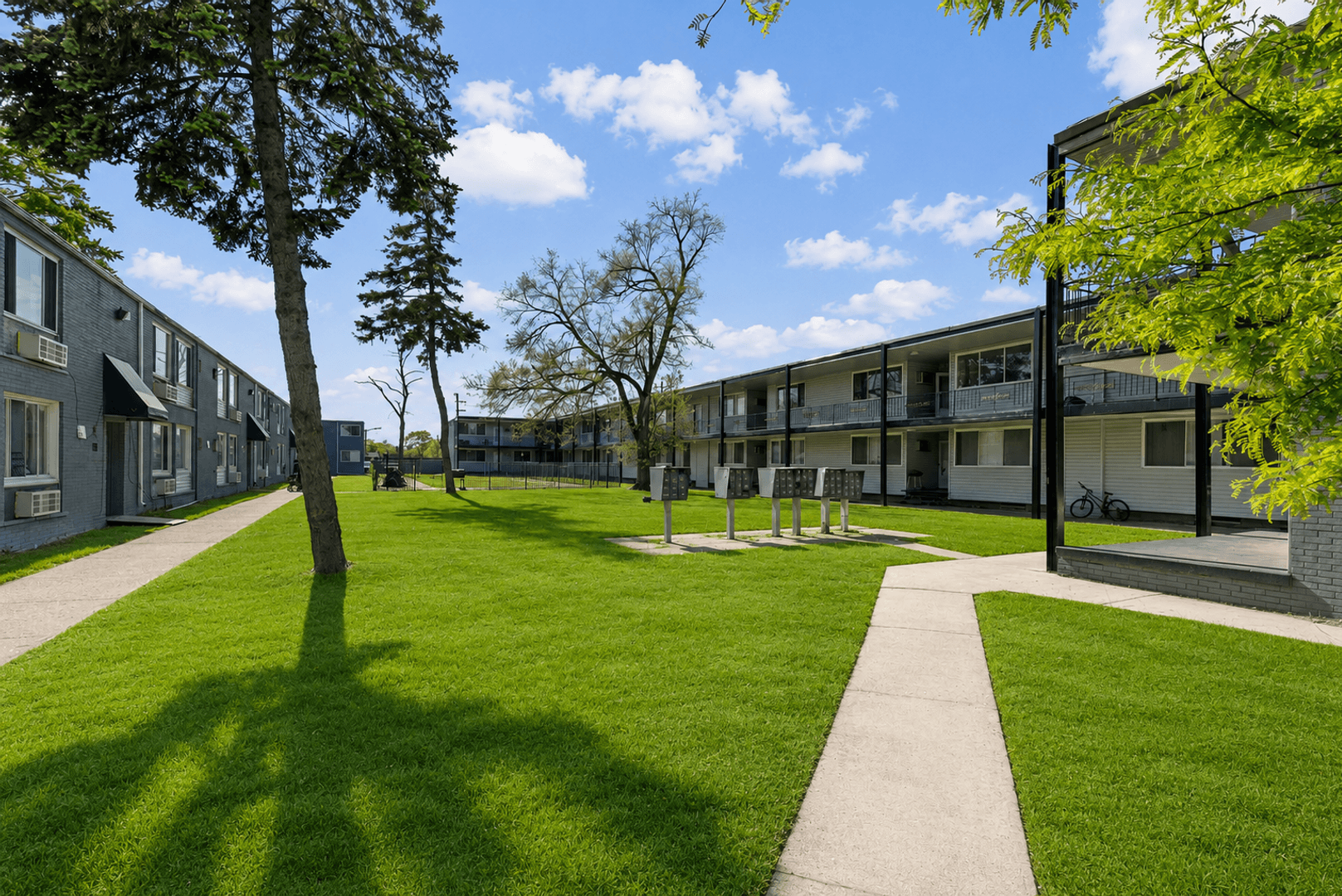Detroit Apartment: 20551-20555 Lahser Rd