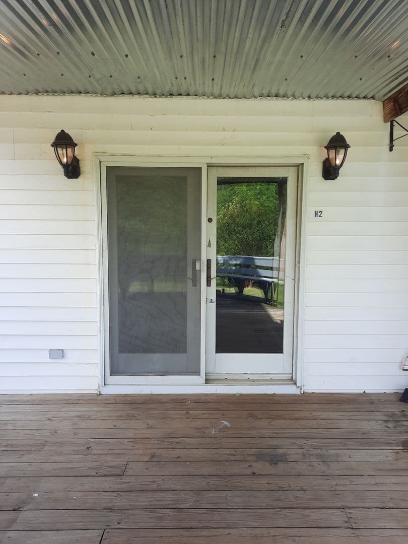 Sylva Apartment: 105 East Sylva Circle