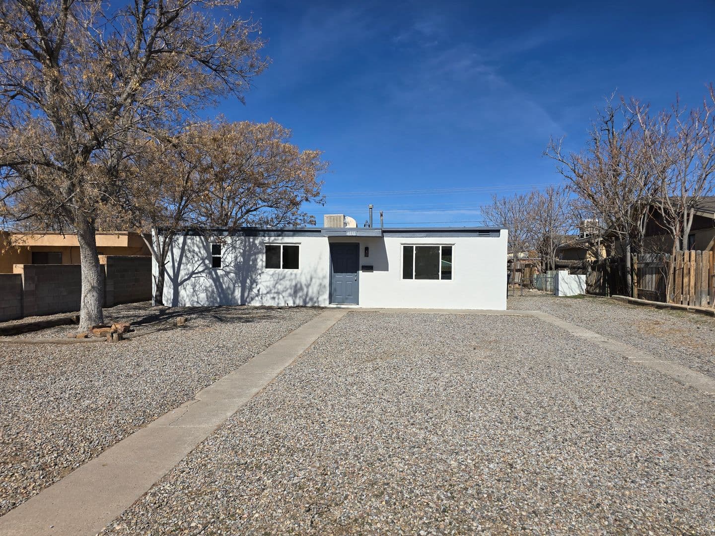 Albuquerque House: 4811 Comanche rd NE
