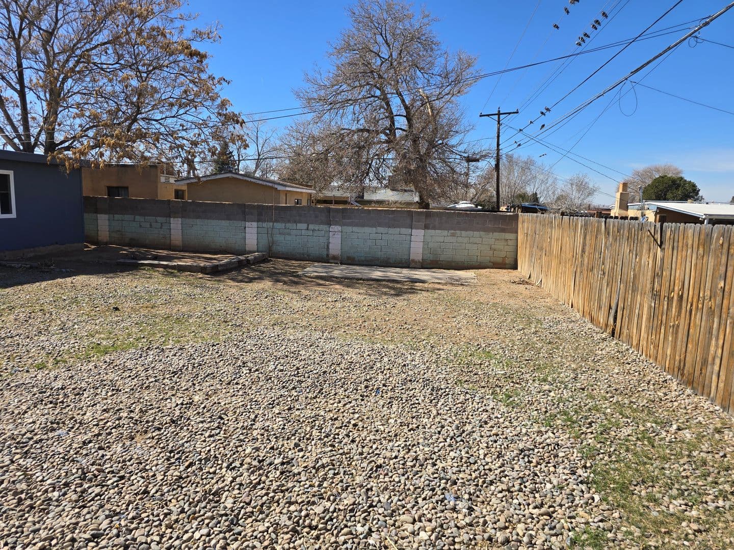 Albuquerque House: 4811 Comanche rd NE