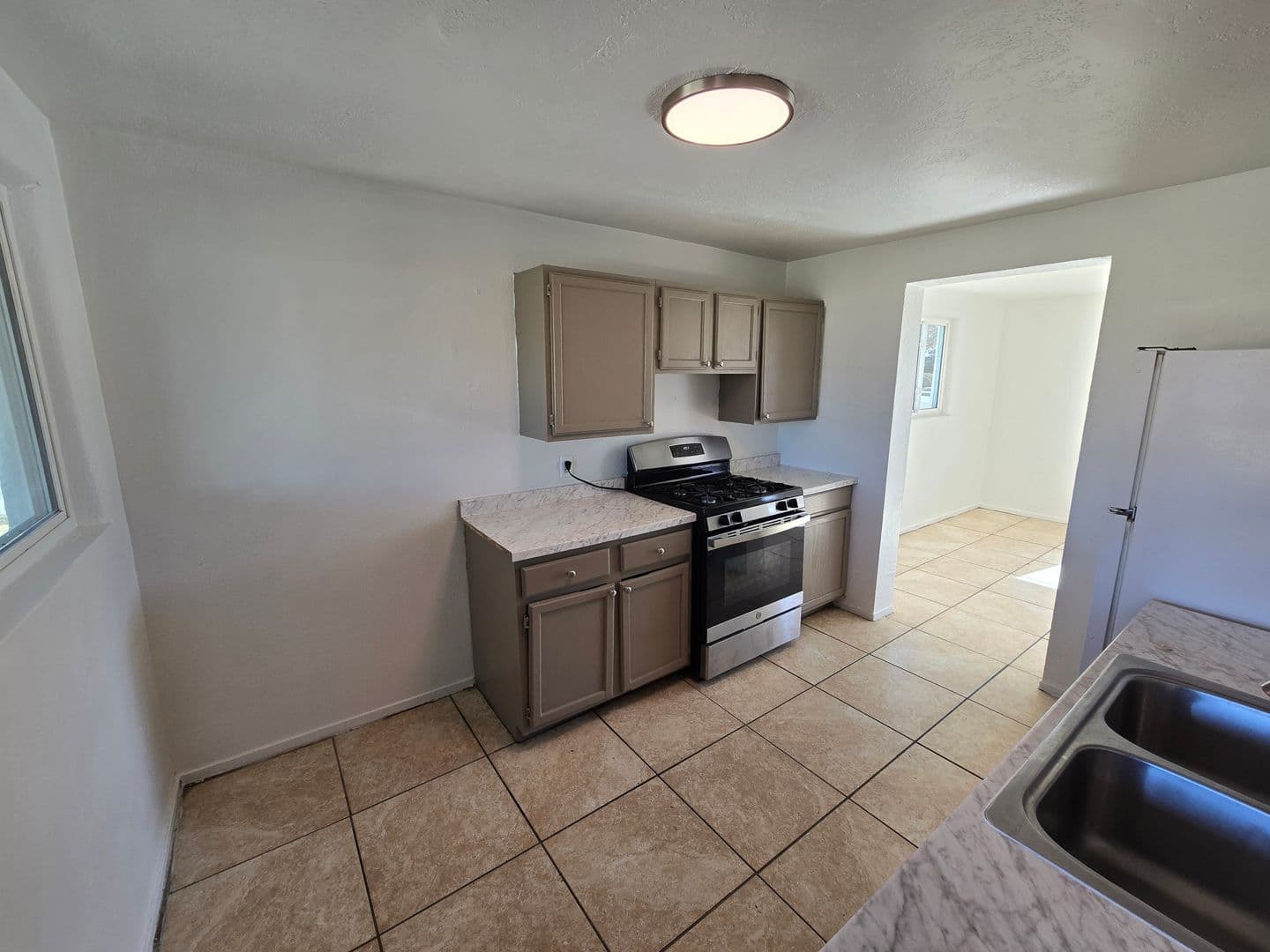 Albuquerque House: 4811 Comanche rd NE