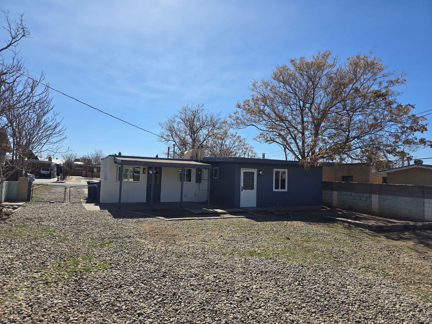 Albuquerque House: 4811 Comanche rd NE