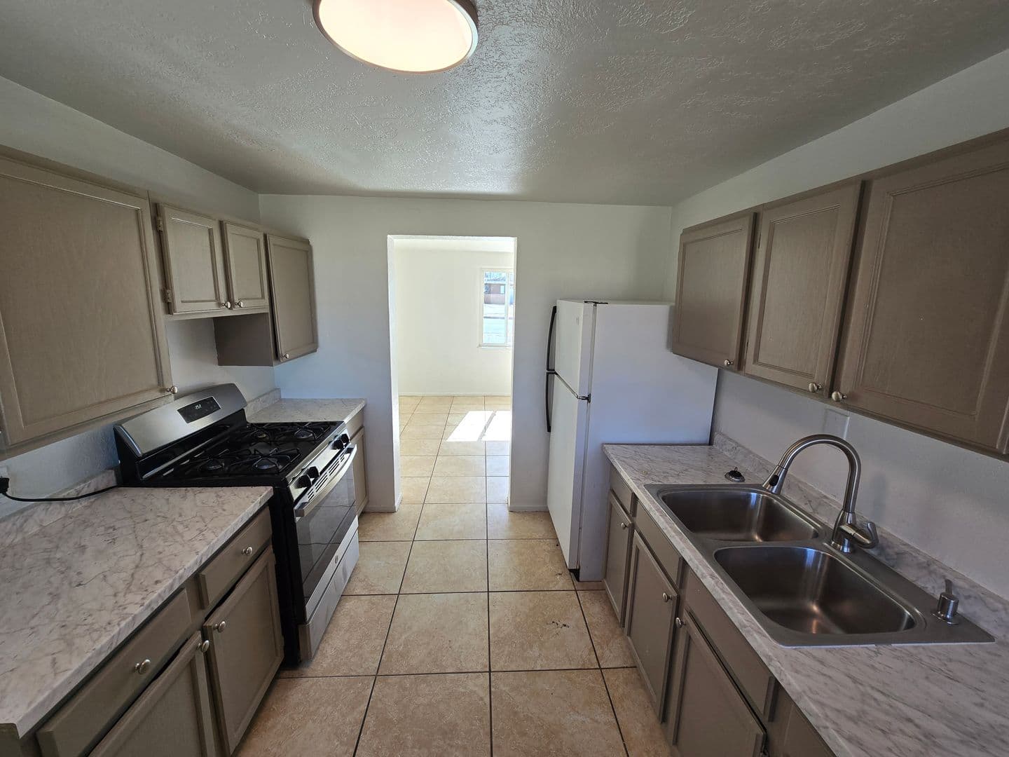 Albuquerque House: 4811 Comanche rd NE