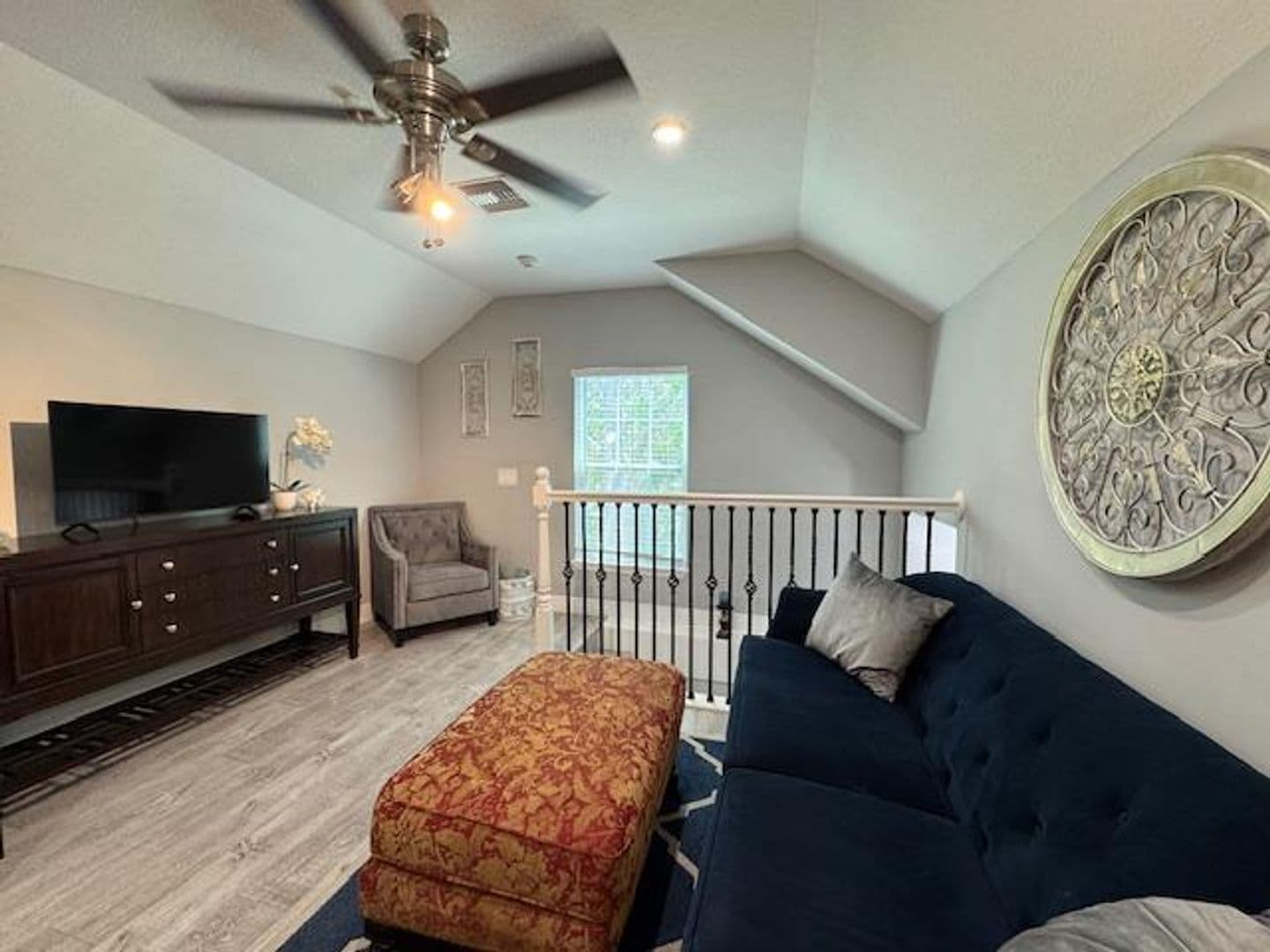 Celebration House: 100 Acadia Terrace #B