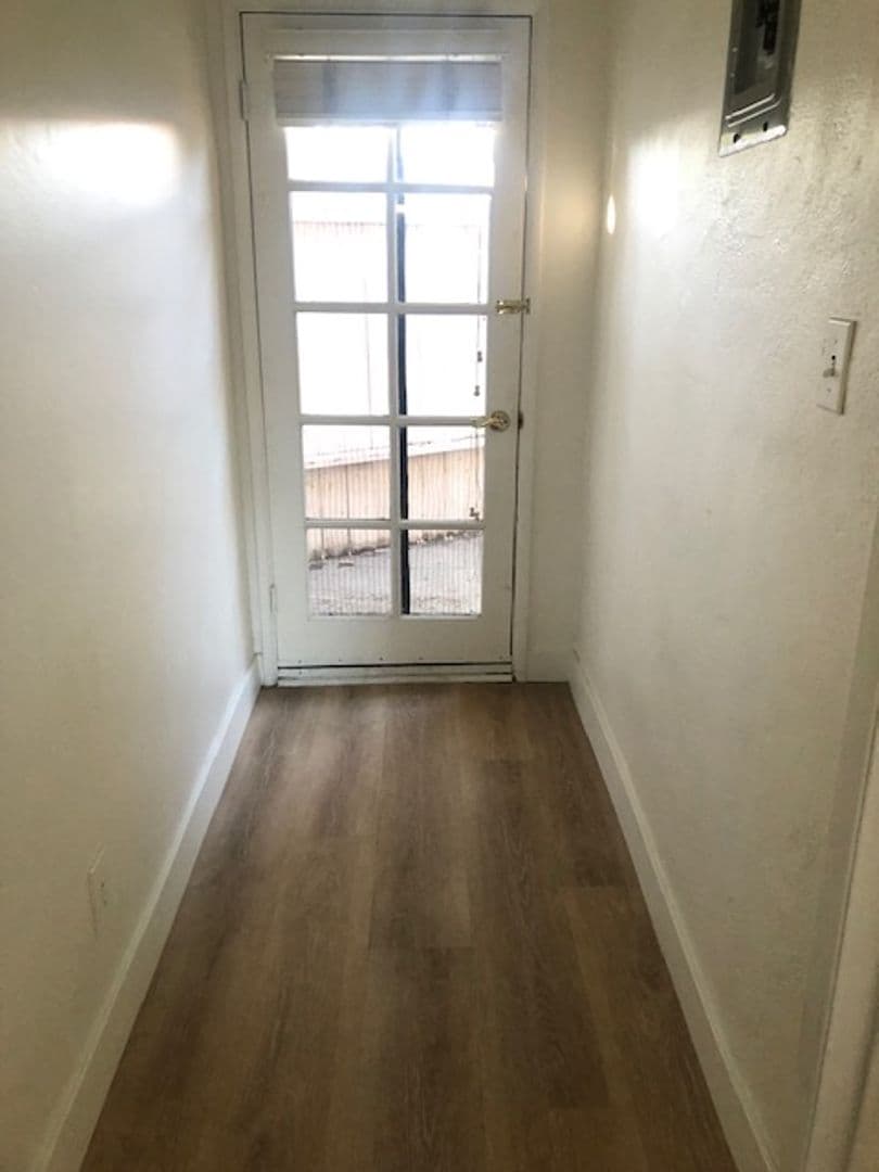 Solvang Apartment: 1624 Elm Ave