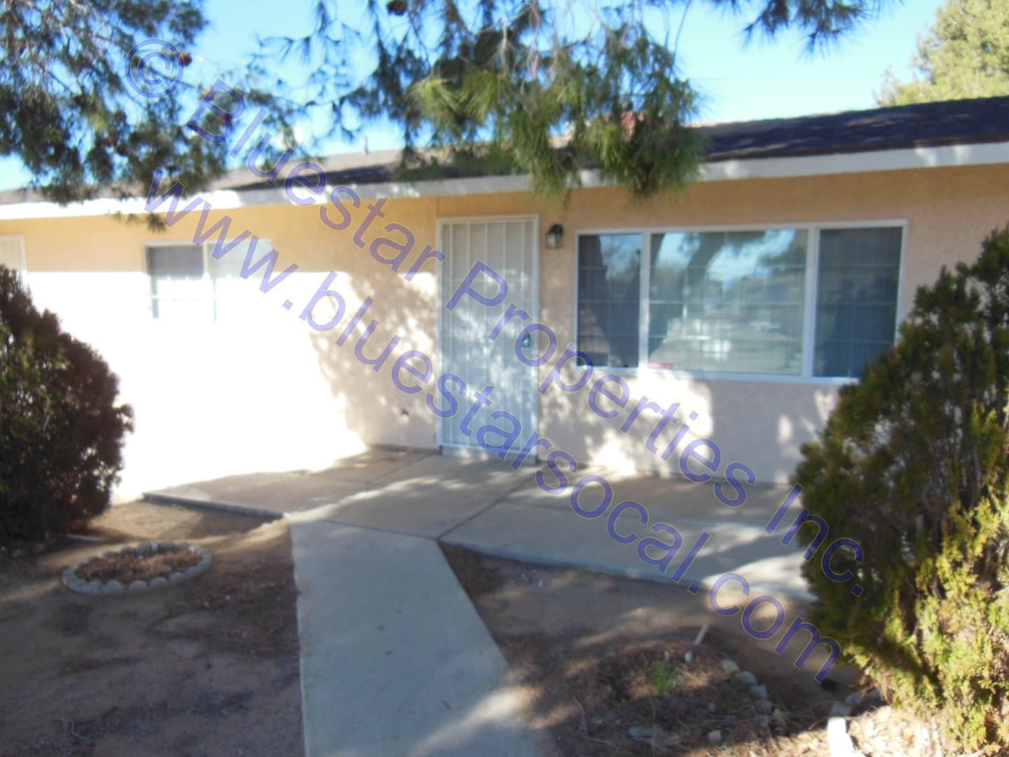 Apple Valley Apartment: 12620 Kiowa #1-3
