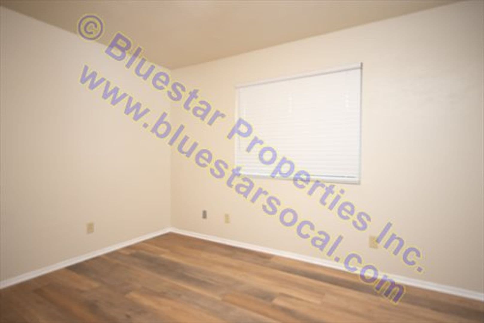 Apple Valley Apartment: 20705 Thunderbird
