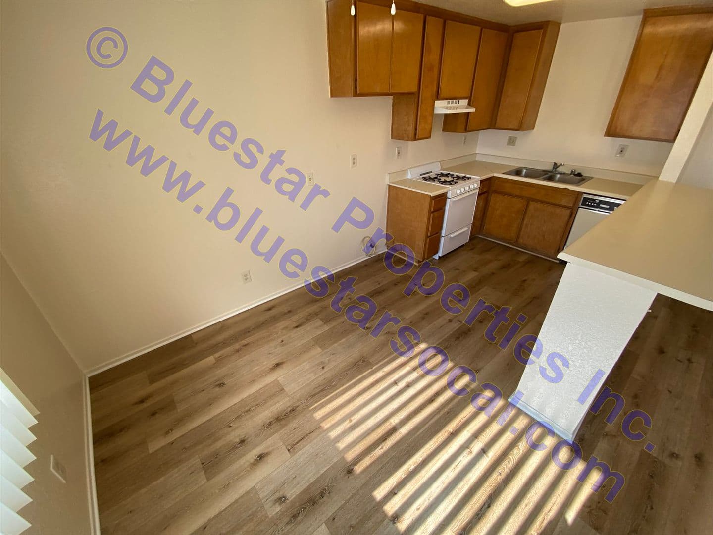 Victorville Apartment: 16303 Enramada