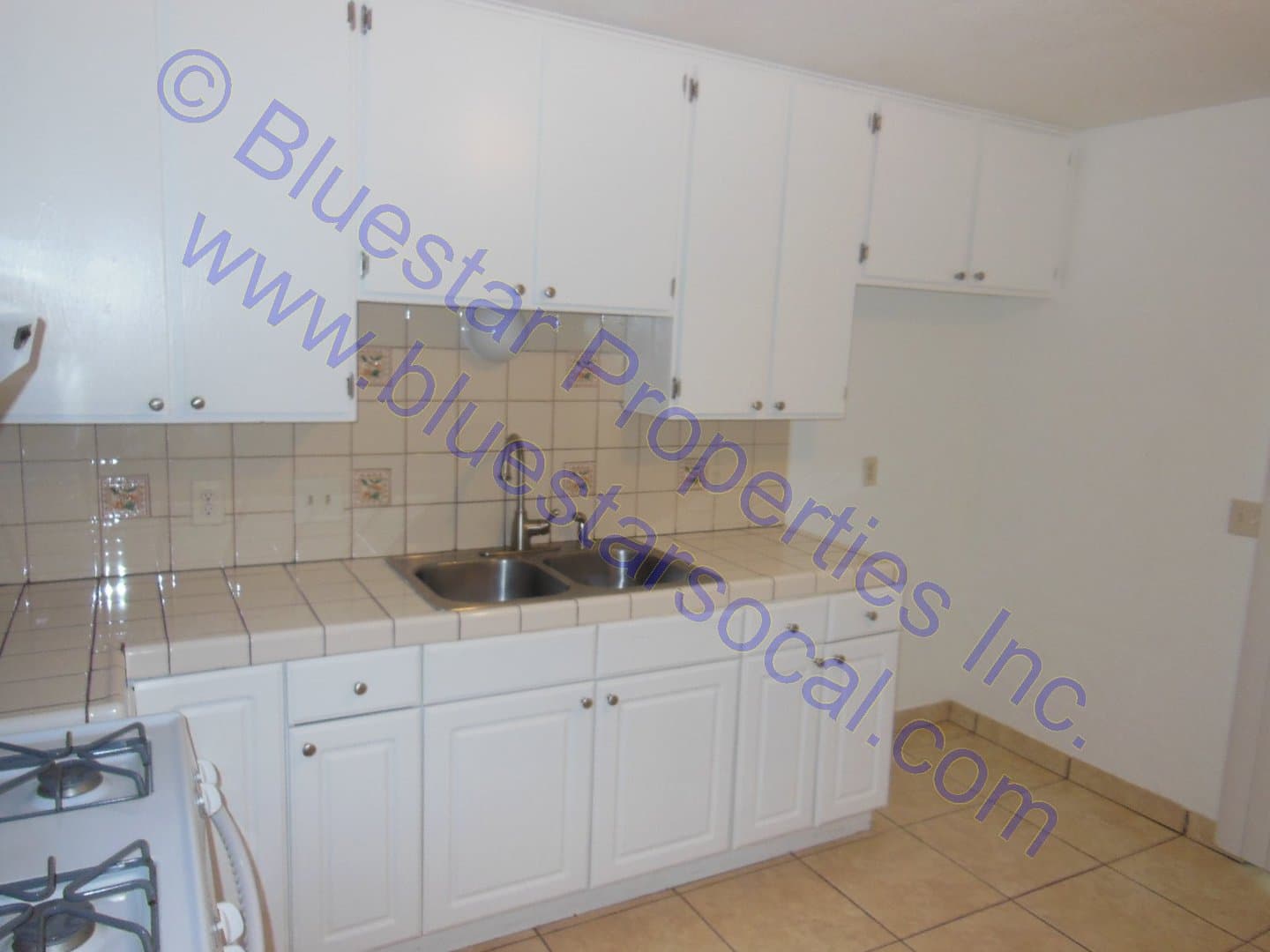 Apple Valley Apartment: 12620 Kiowa #1-3