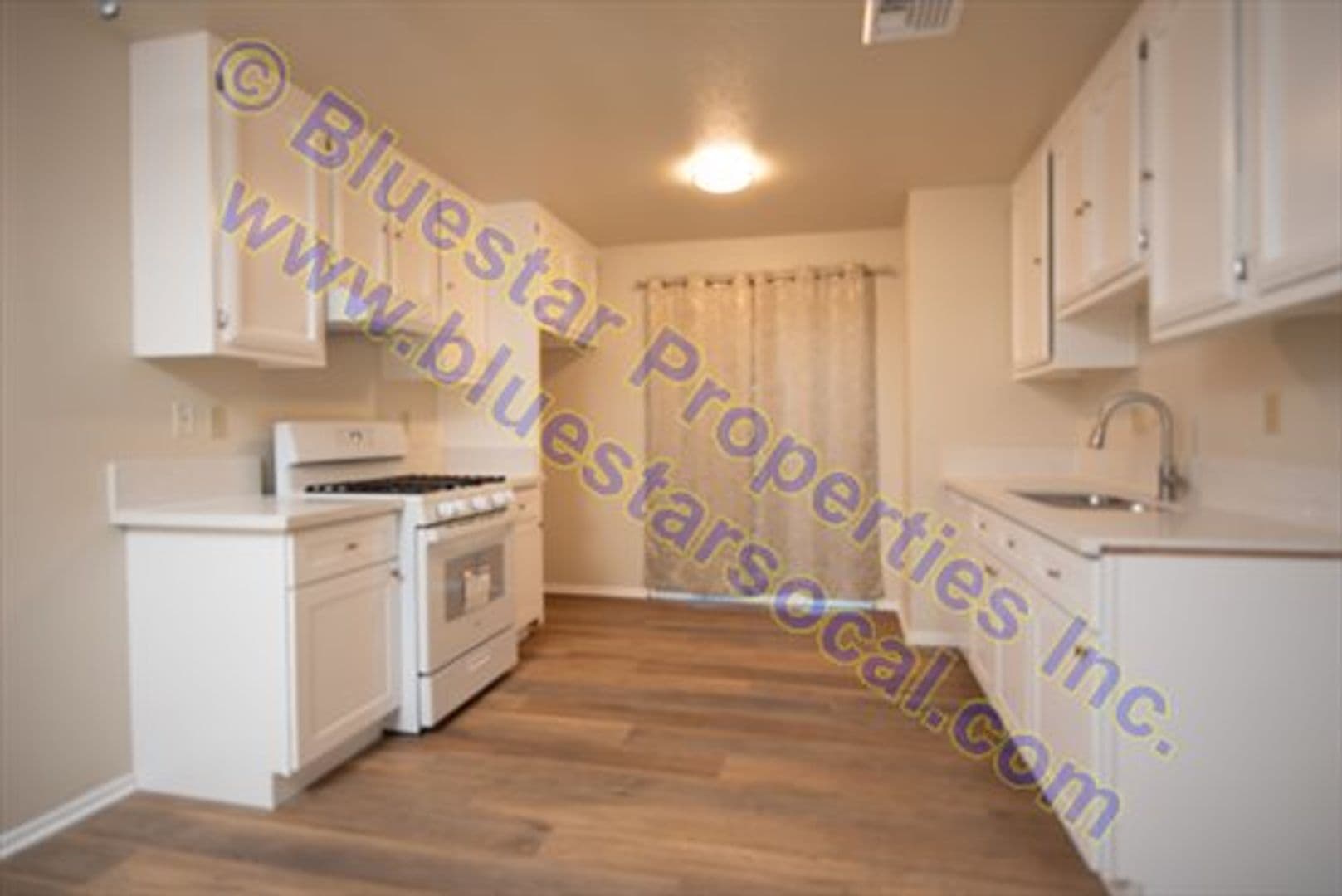 Apple Valley Apartment: 20705 Thunderbird