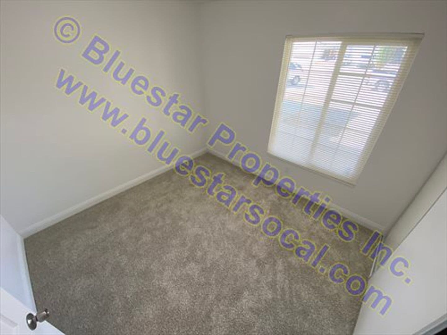 Adelanto House: 10735 Wakefield Street E