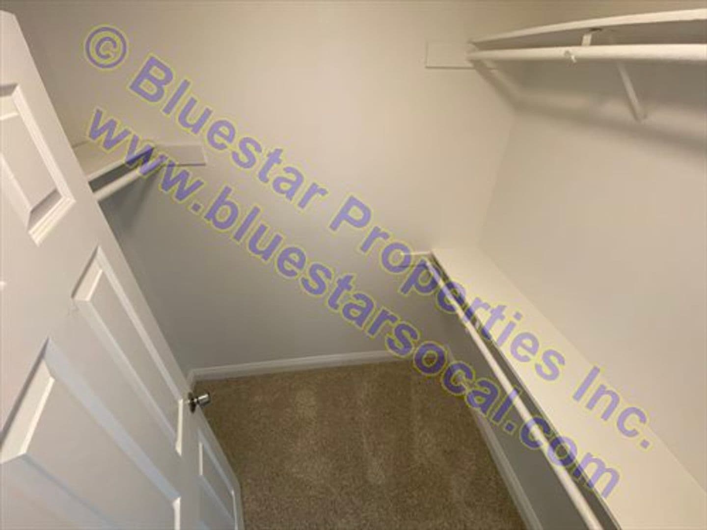 Adelanto House: 10735 Wakefield Street E