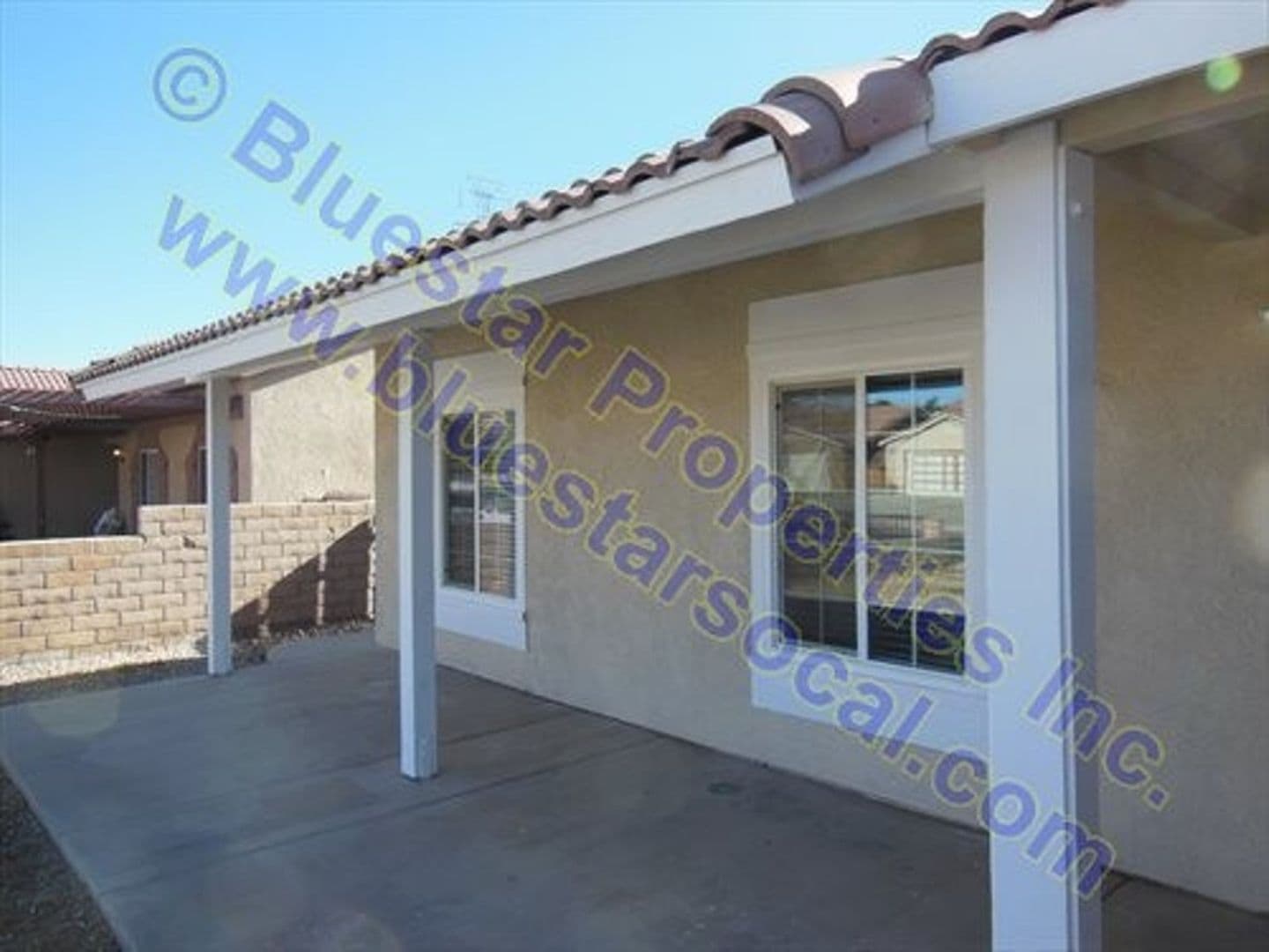 Adelanto House: 10735 Wakefield Street E