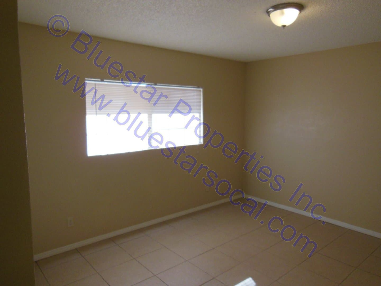 Apple Valley Apartment: 12620 Kiowa #1-3
