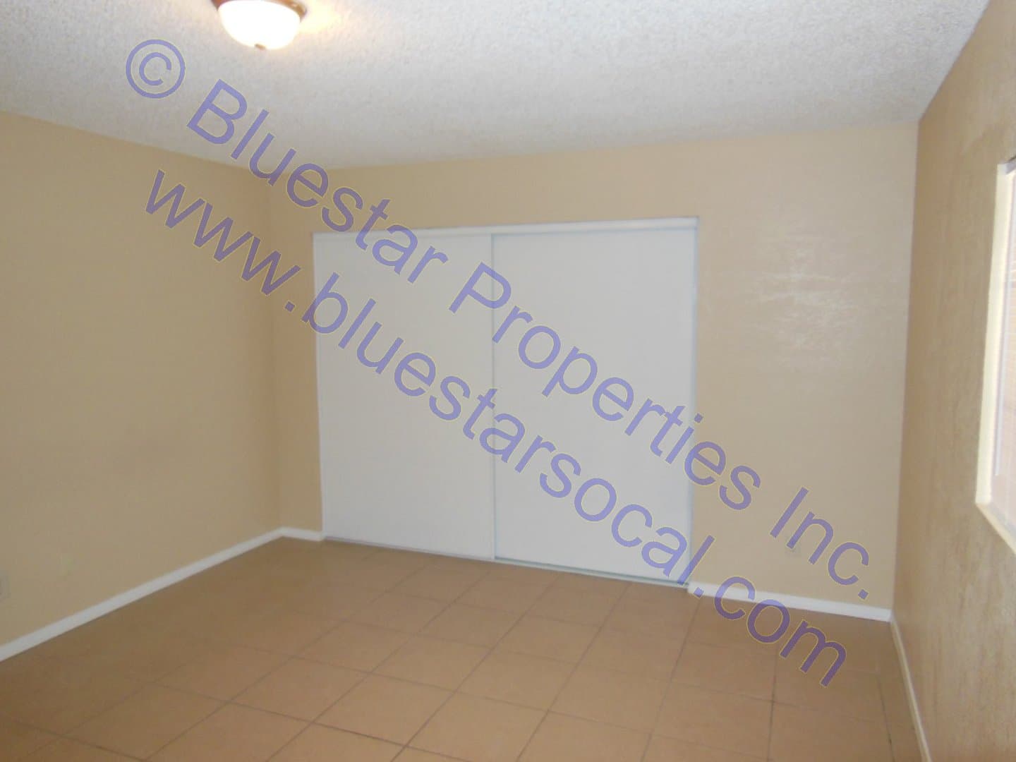 Apple Valley Apartment: 12620 Kiowa #1-3