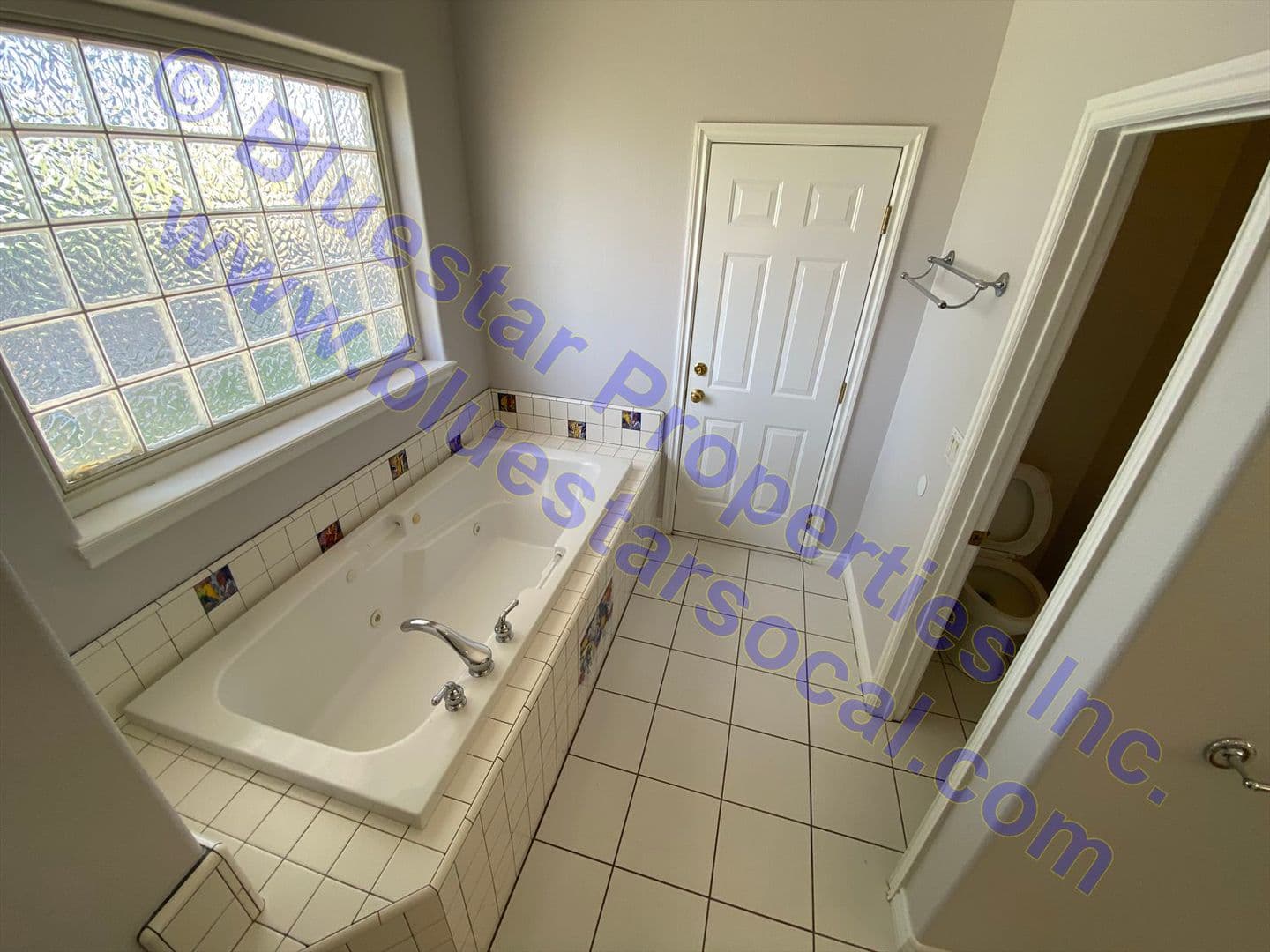 Victorville House: 12800 Santa Anita Trail