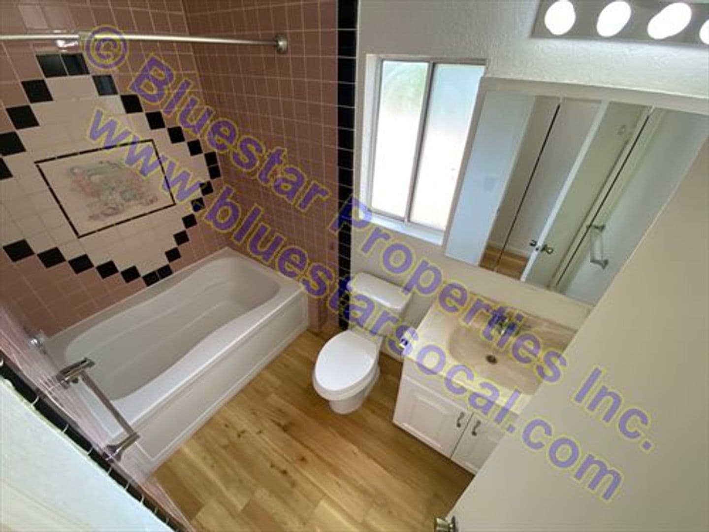Hesperia House: 14990 Ash St.