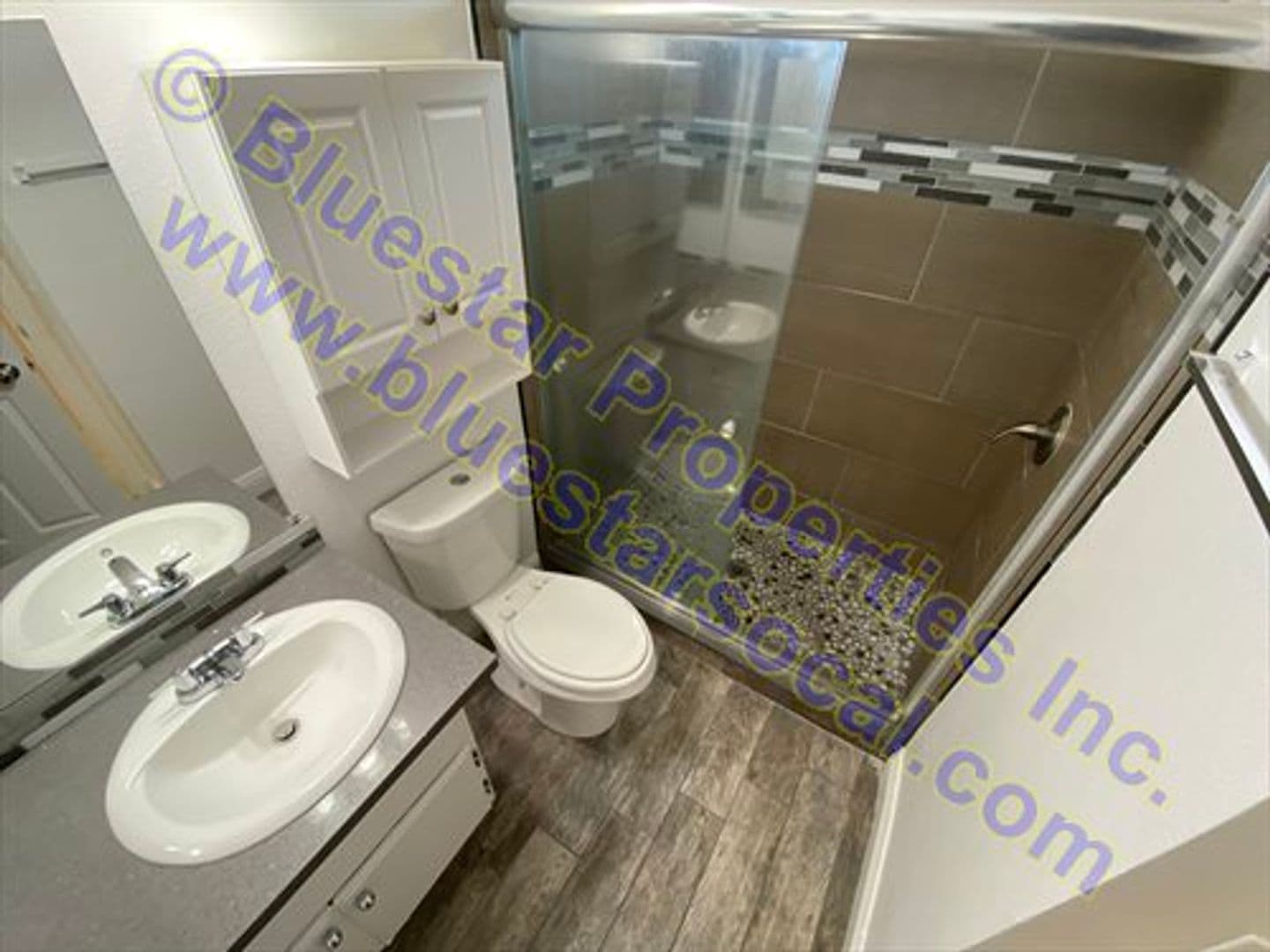 Adelanto House: 10735 Wakefield Street E
