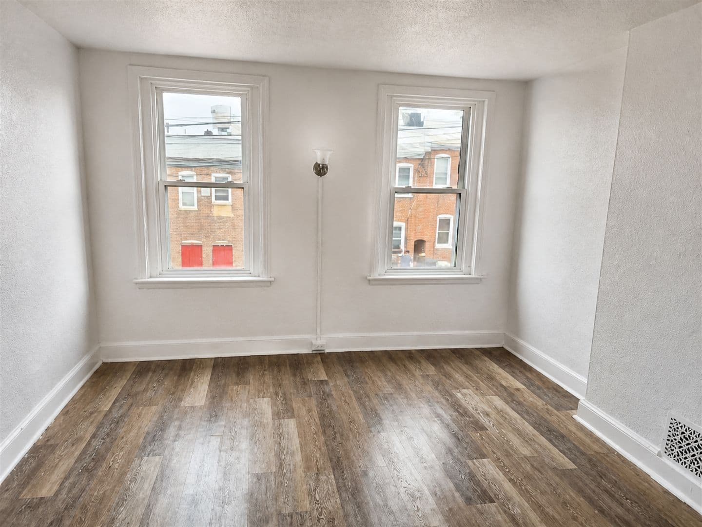 Wilmington Townhome: 1207 Lancaster Ave.