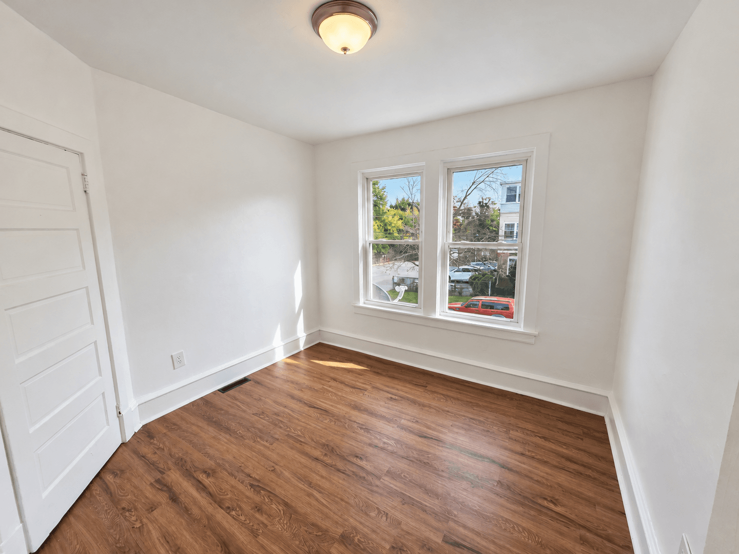 Wilmington Townhome: 2703 Washington St.
