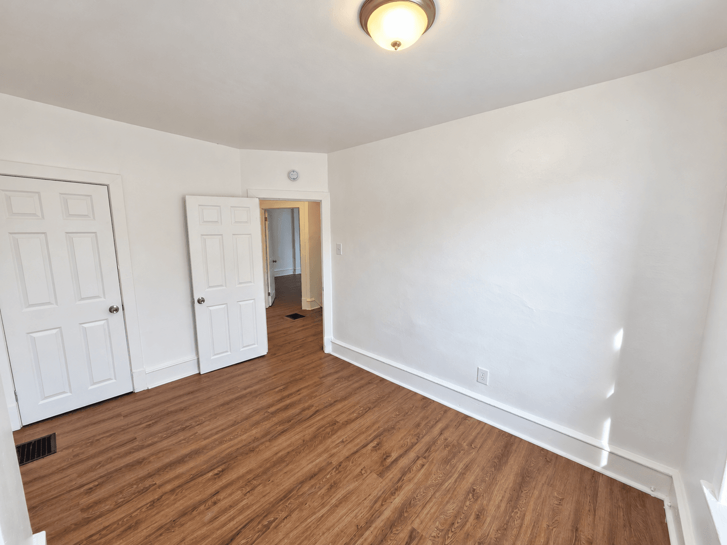 Wilmington Townhome: 2703 Washington St.