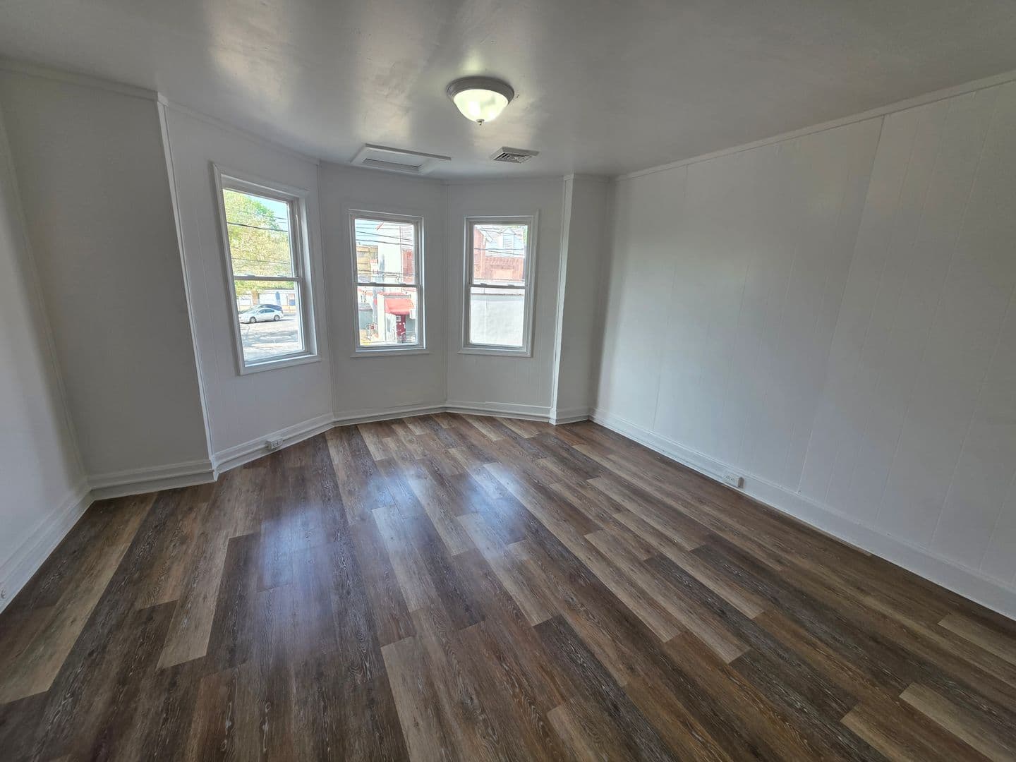 Wilmington Townhome: 1615 Lancaster Ave.