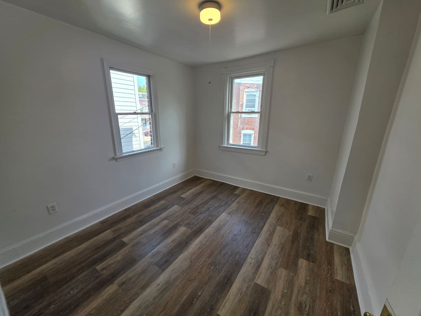 Wilmington Townhome: 1615 Lancaster Ave.