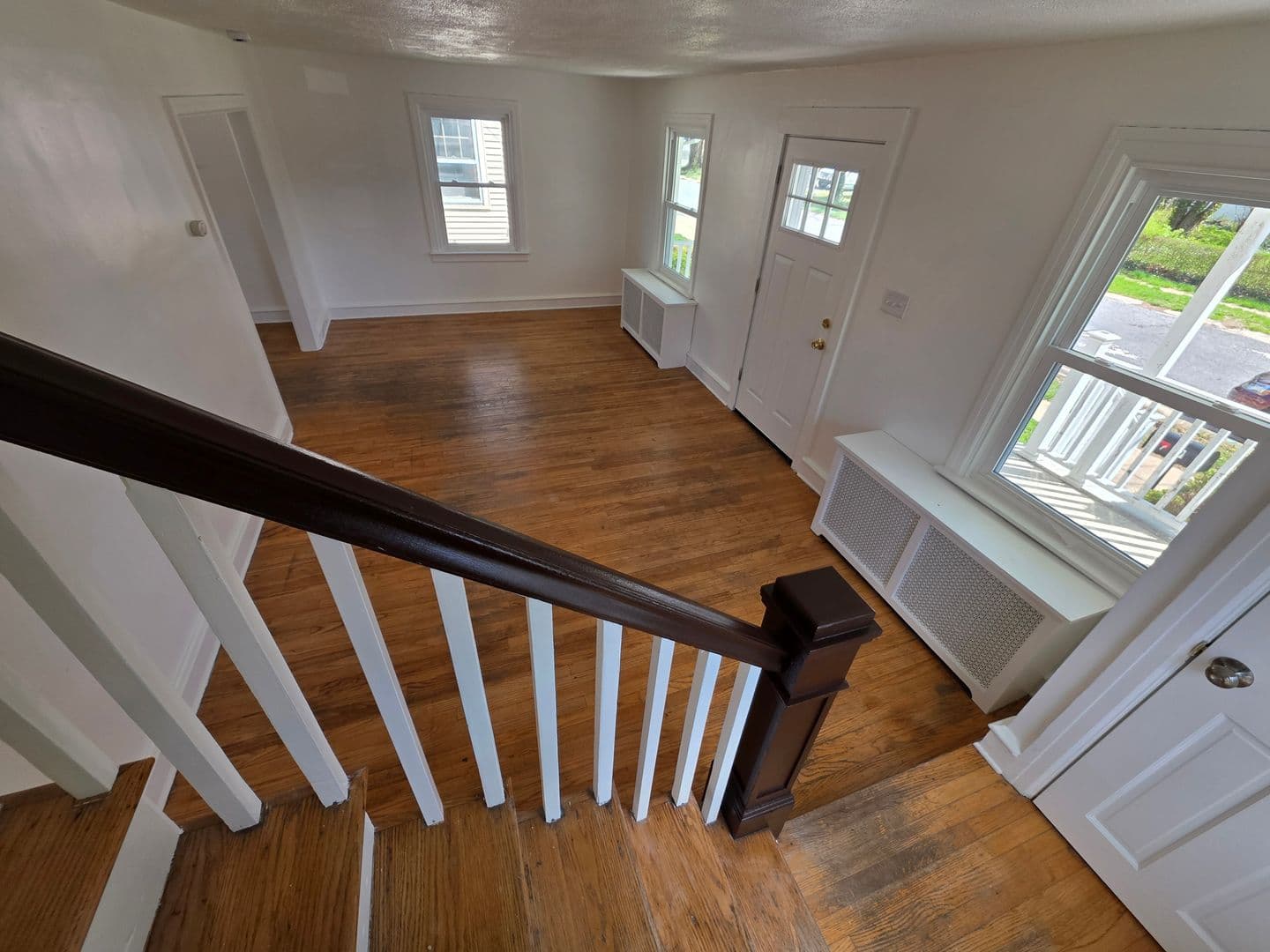 Wilmington House: 19 Champlain Ave.