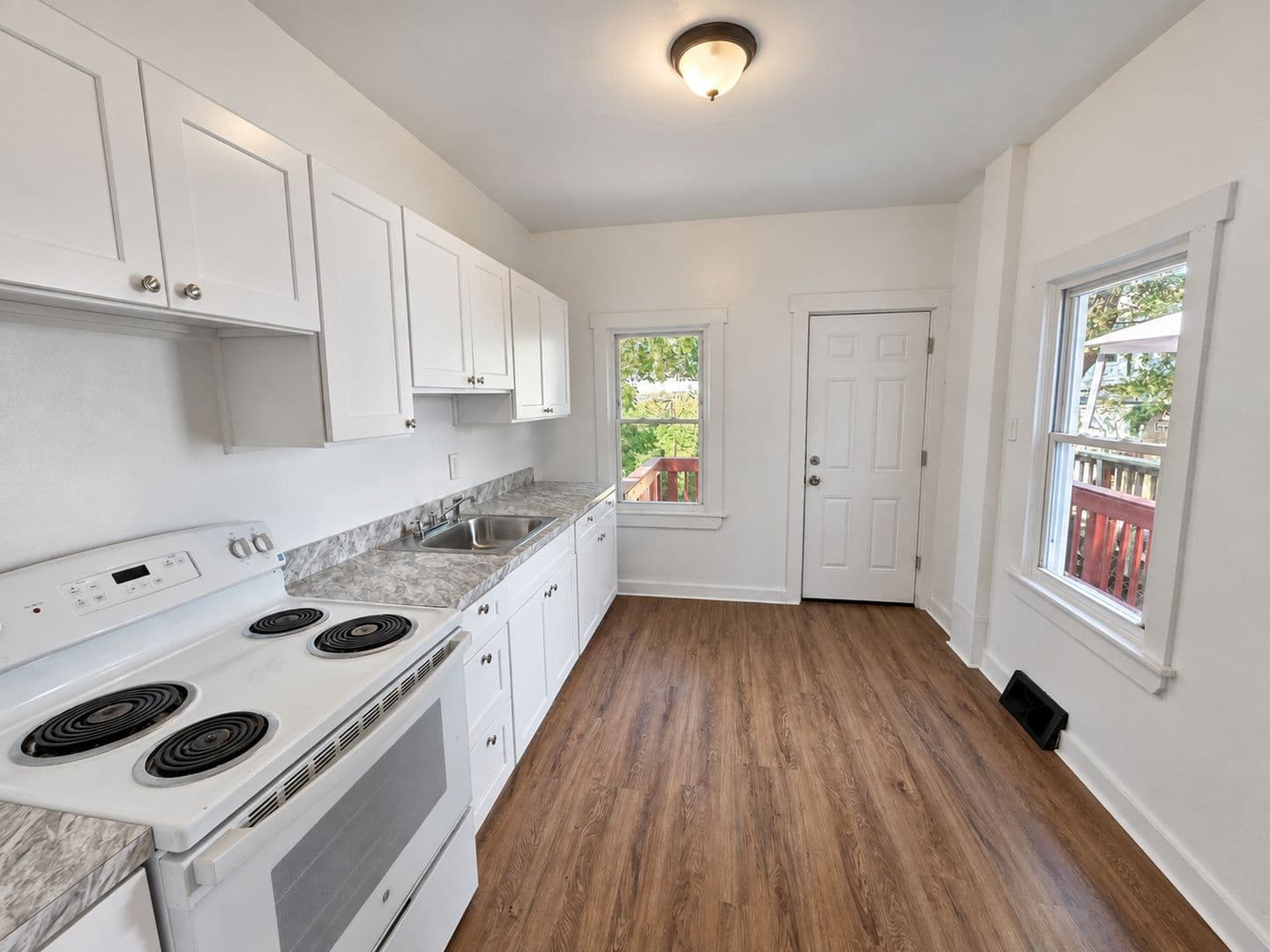 Wilmington Townhome: 803 Anchorage St.