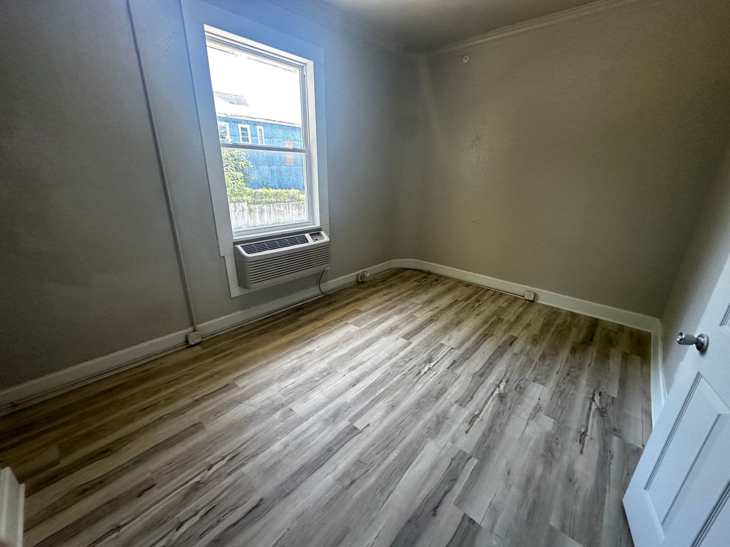 St. Joseph Apartment: 1302 Faraon St.