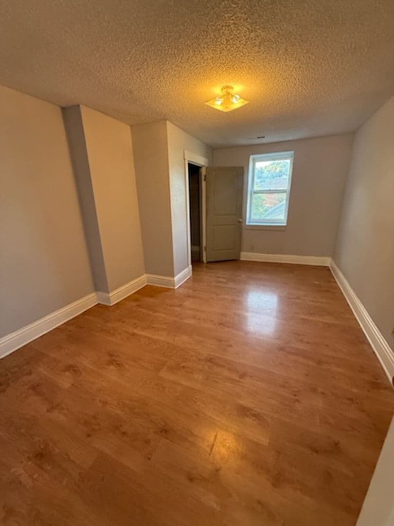 St. Joseph Apartment: 1332 Buchanan Ave.