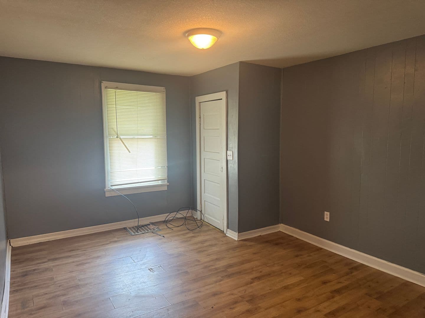 St. Joseph Apartment: 1717 Center St.