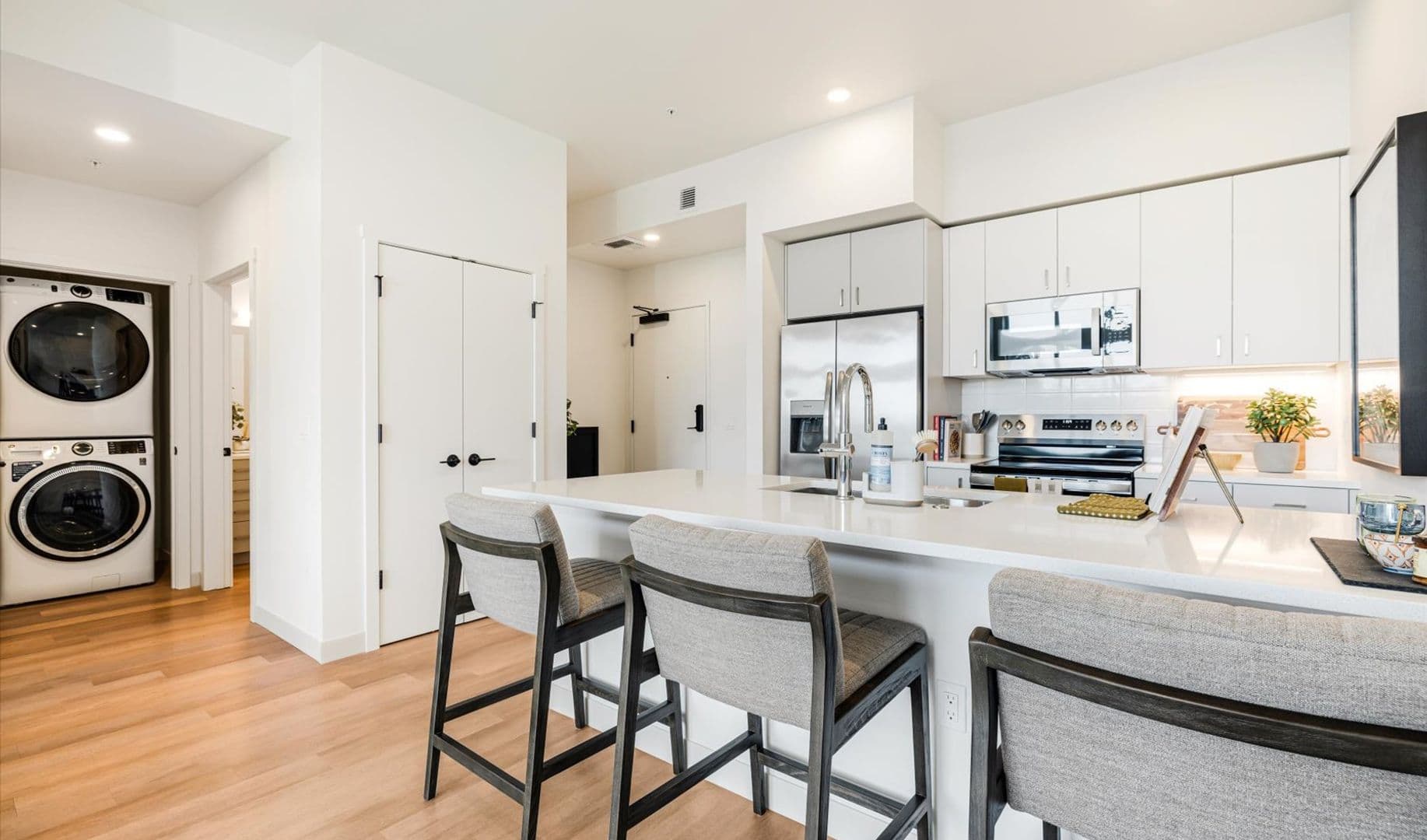 Tigard Apartment: 7007 SW Hampton St.